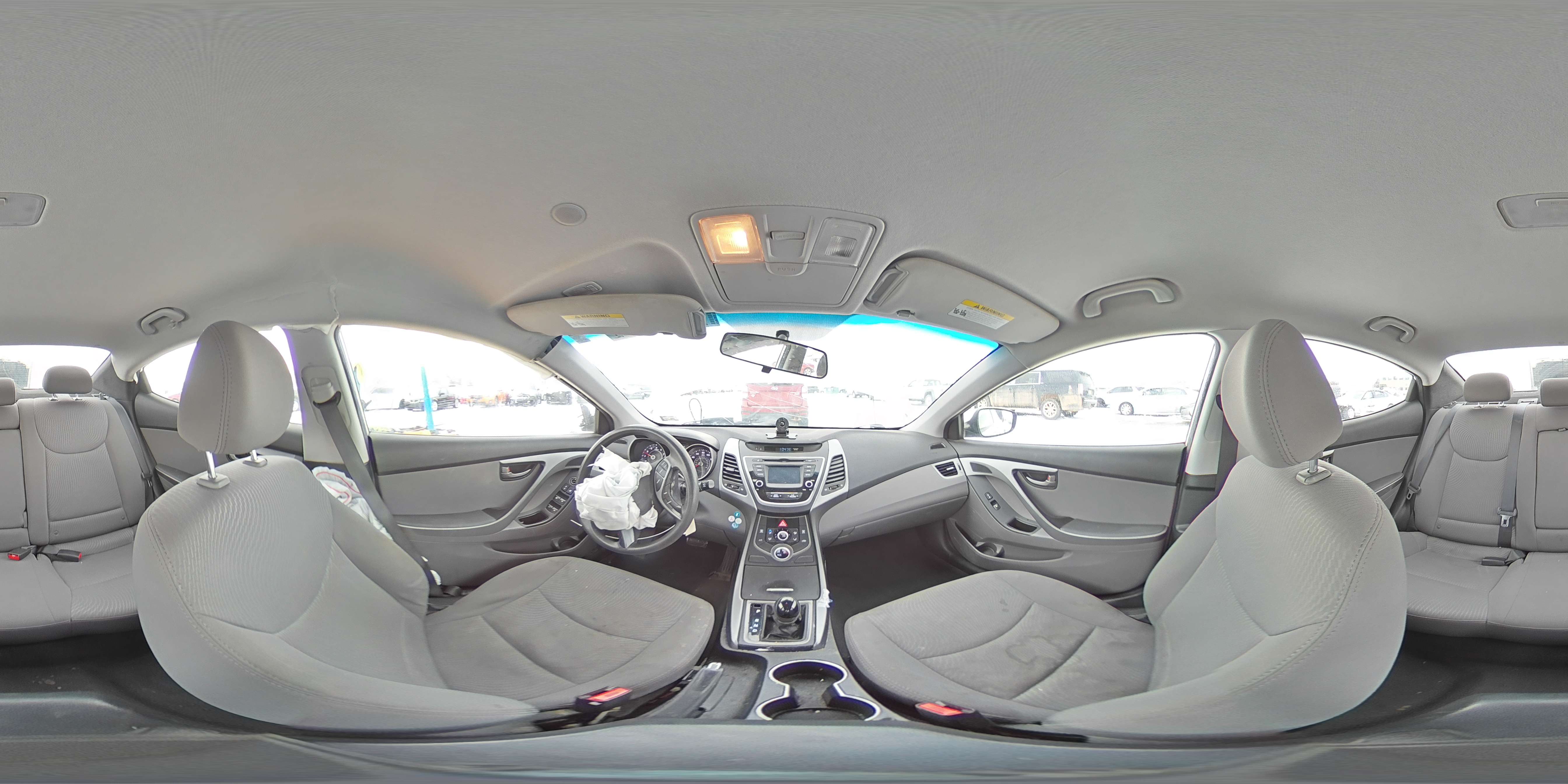 2016 Hyundai Elantra - Image 14