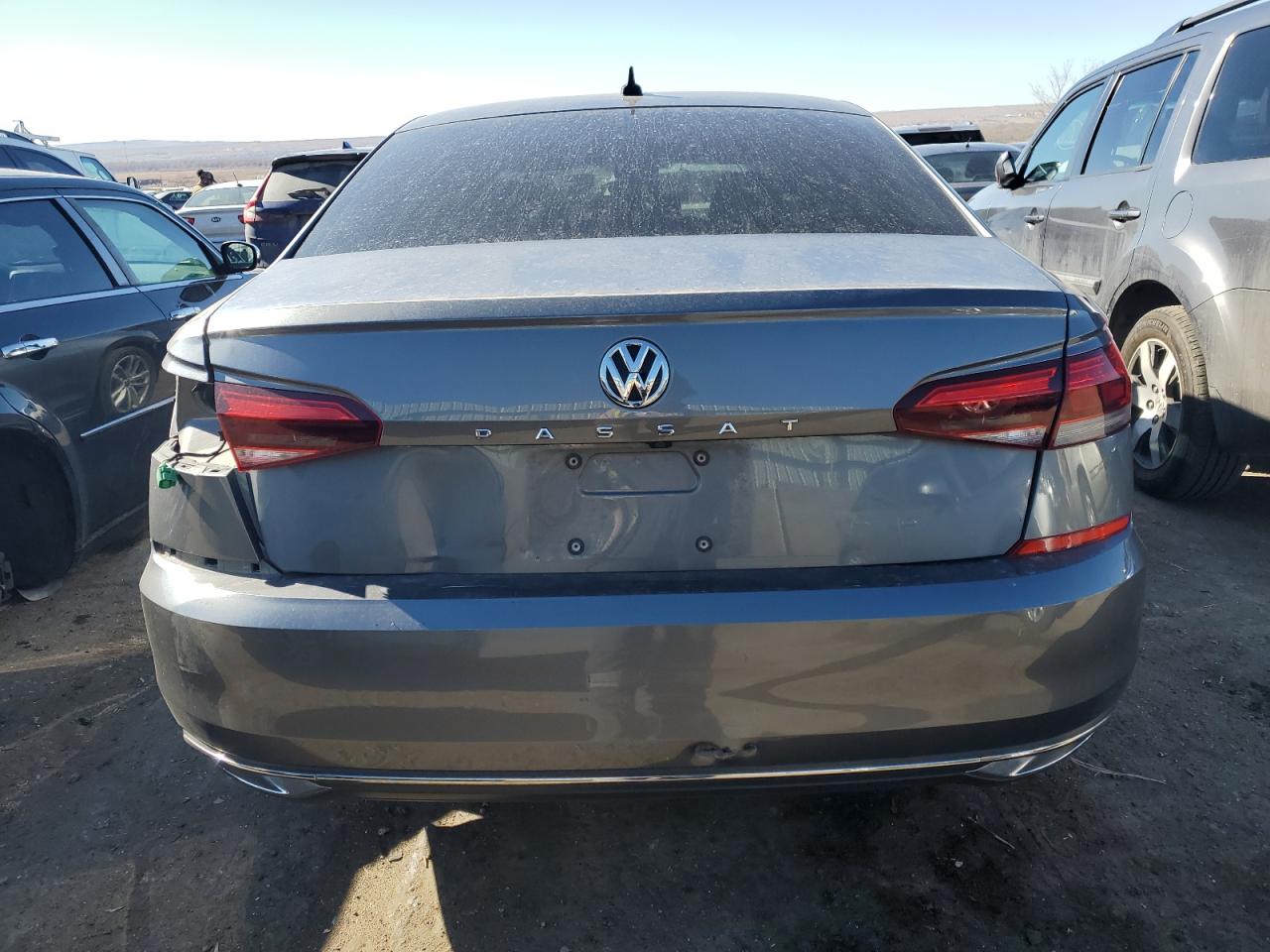 2020 Volkswagen Passat - Image 6