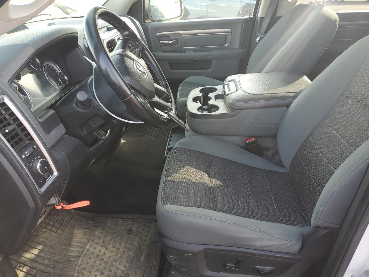 2017 RAM 1500 - Image 7