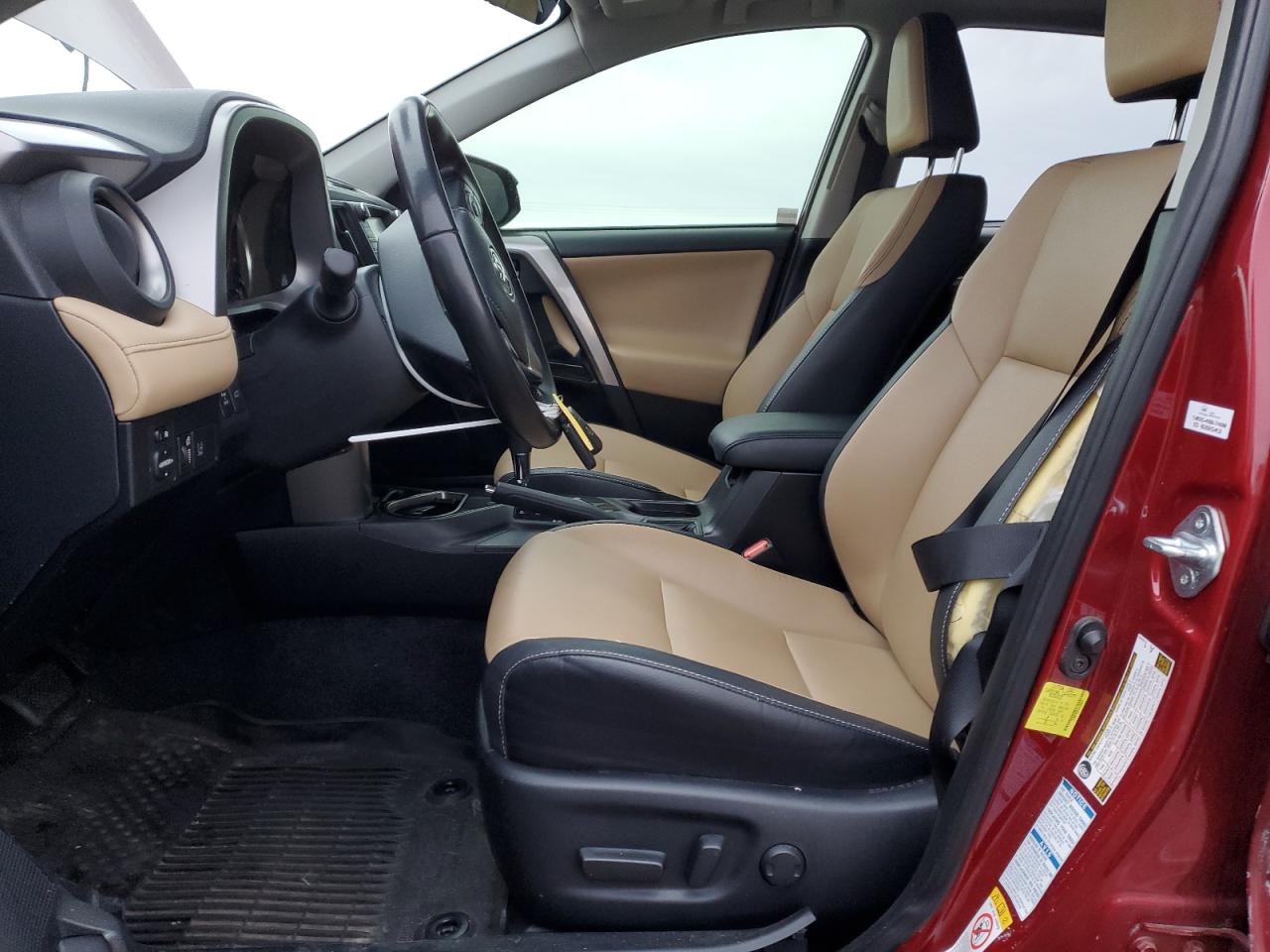 2018 Toyota RAV 4 - Image 7