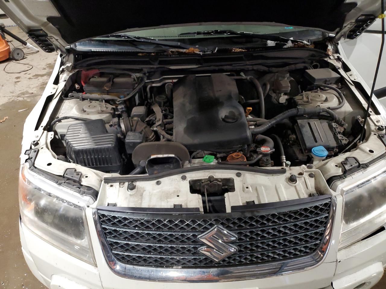 2012 Suzuki Grand Vitara - Image 12