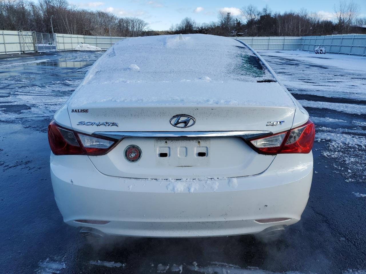 2011 Hyundai Sonata - Image 6