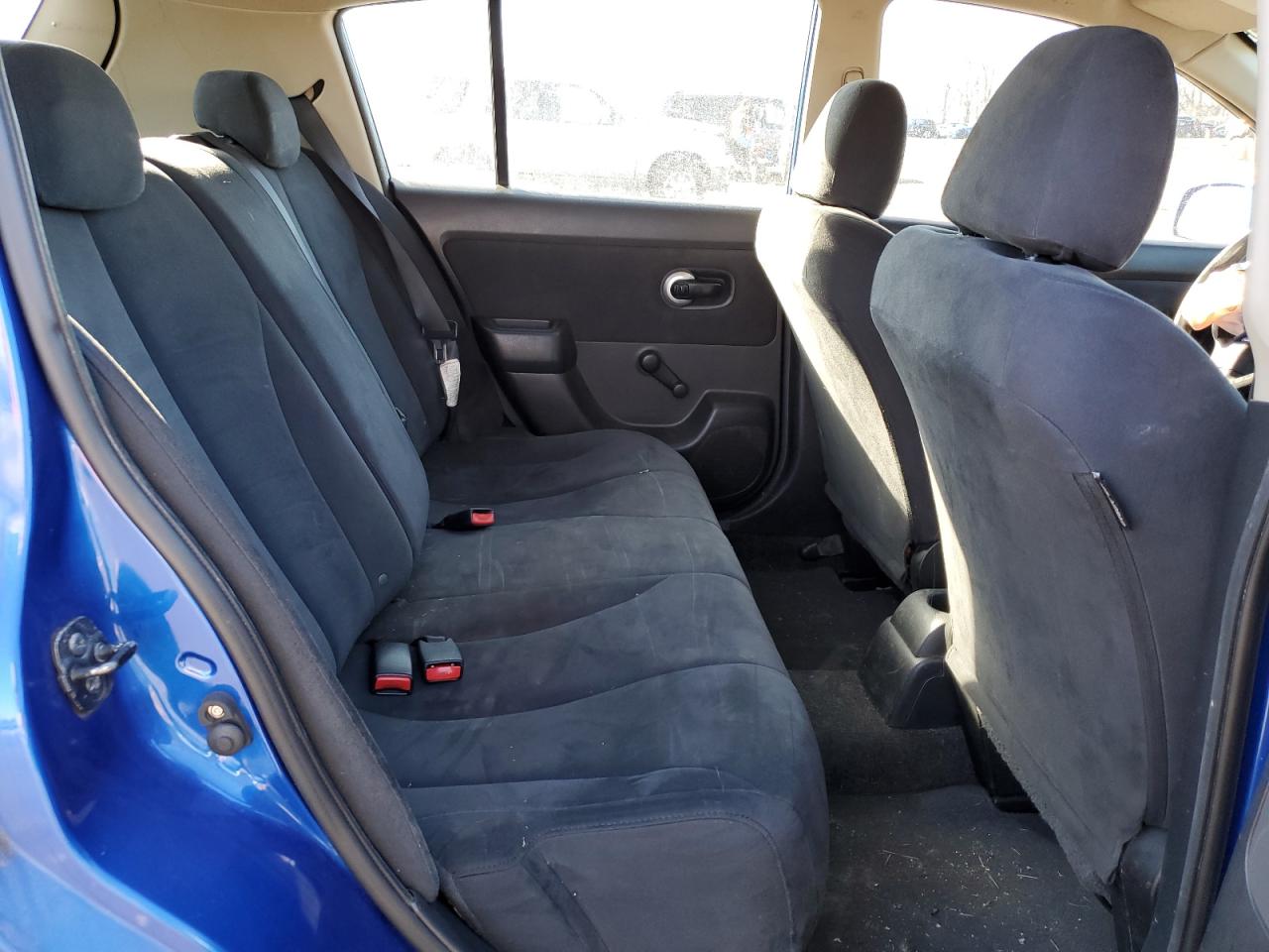 2009 Nissan Versa - Image 10