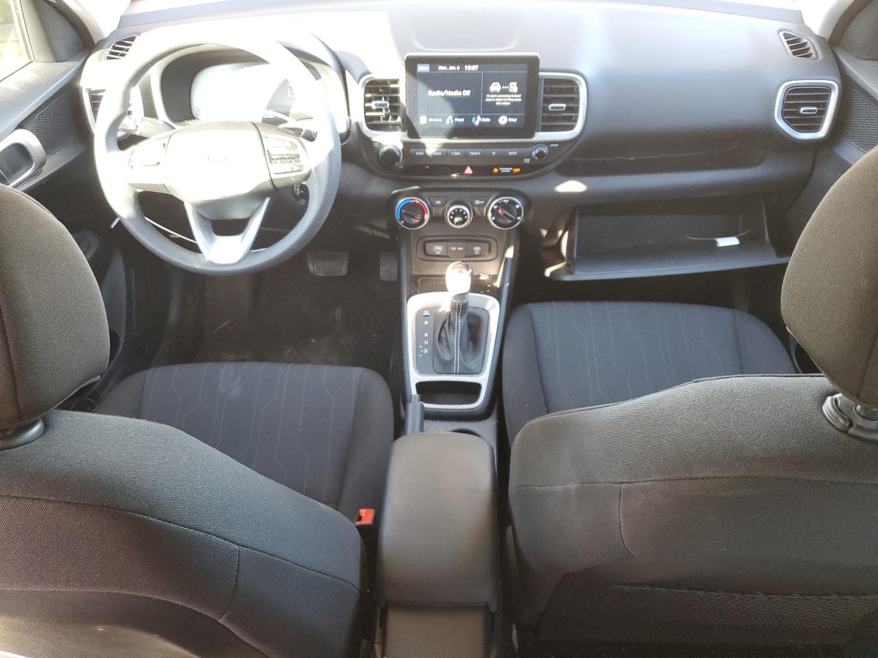 2023 Hyundai Venue Se VIN: KMHRB8A39PU265488 Lot: 41429455