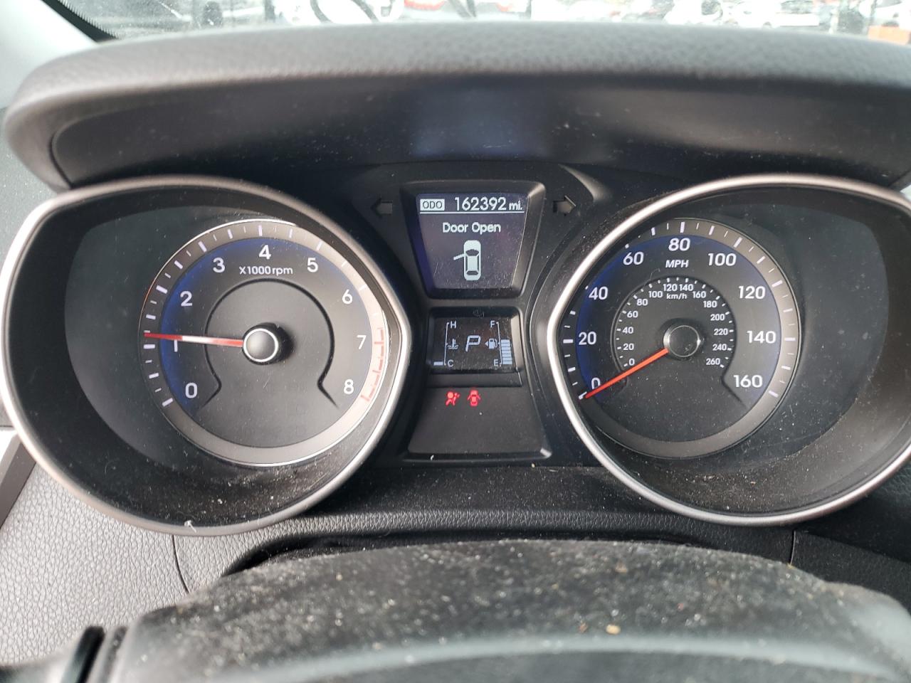 2013 Hyundai Elantra - Image 9