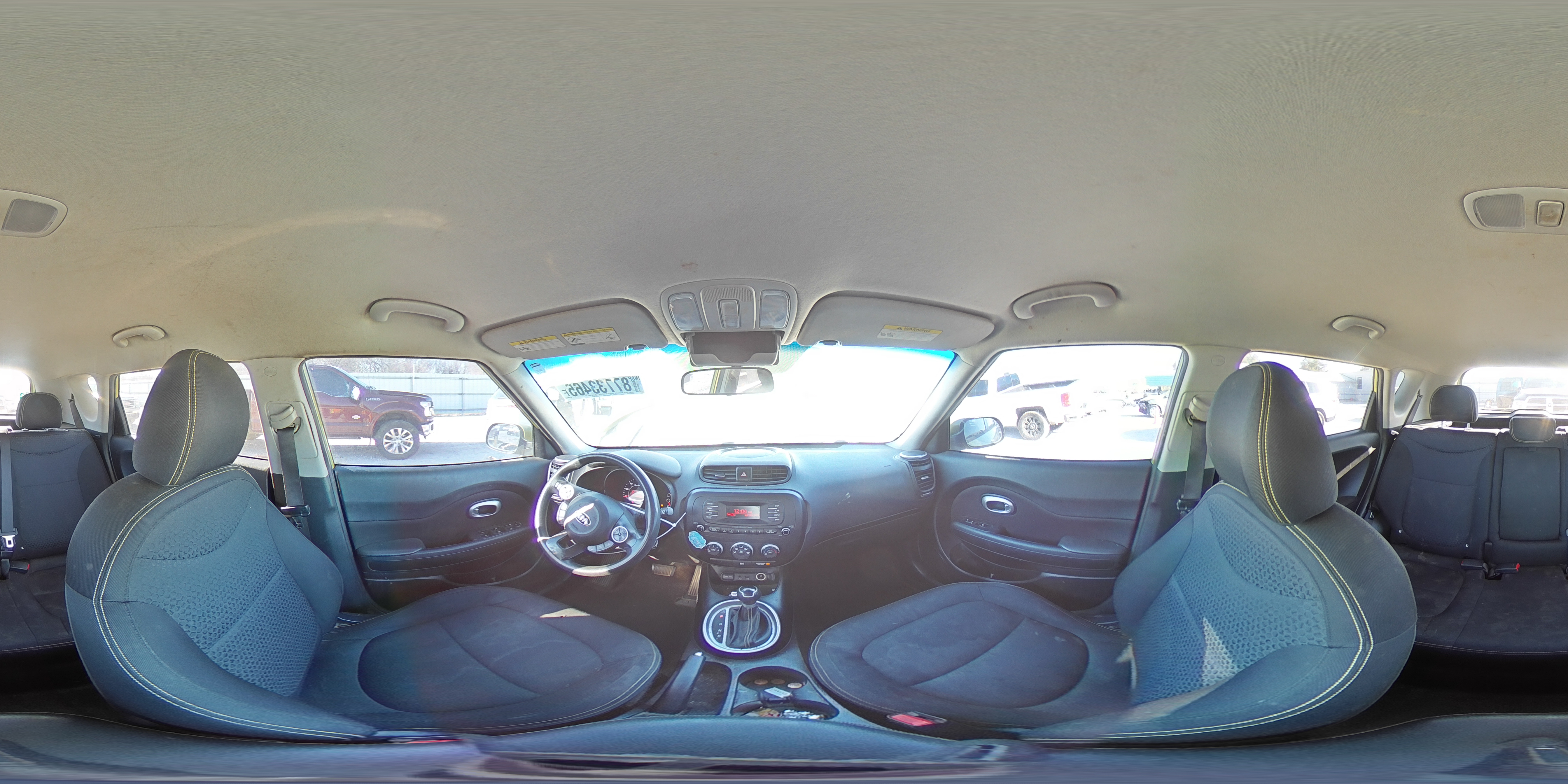 2015 Kia Soul - Image 13