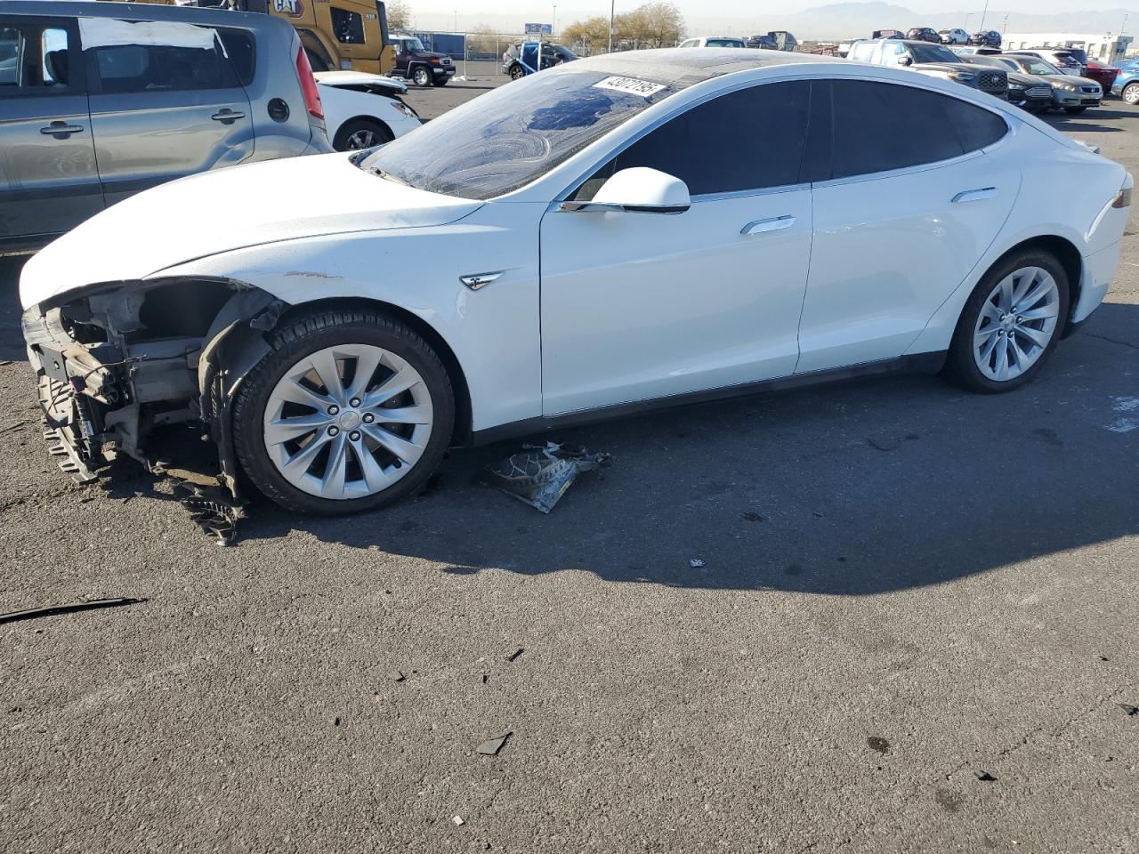 North Las Vegas, NV에서 판매 중인 2015 Tesla Model S - Front End