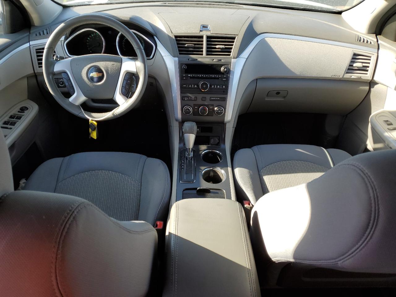 2011 Chevrolet Traverse - Image 8