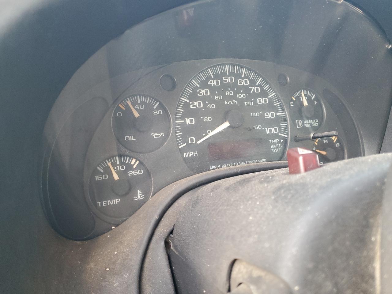 2001 Chevrolet Express - Image 9