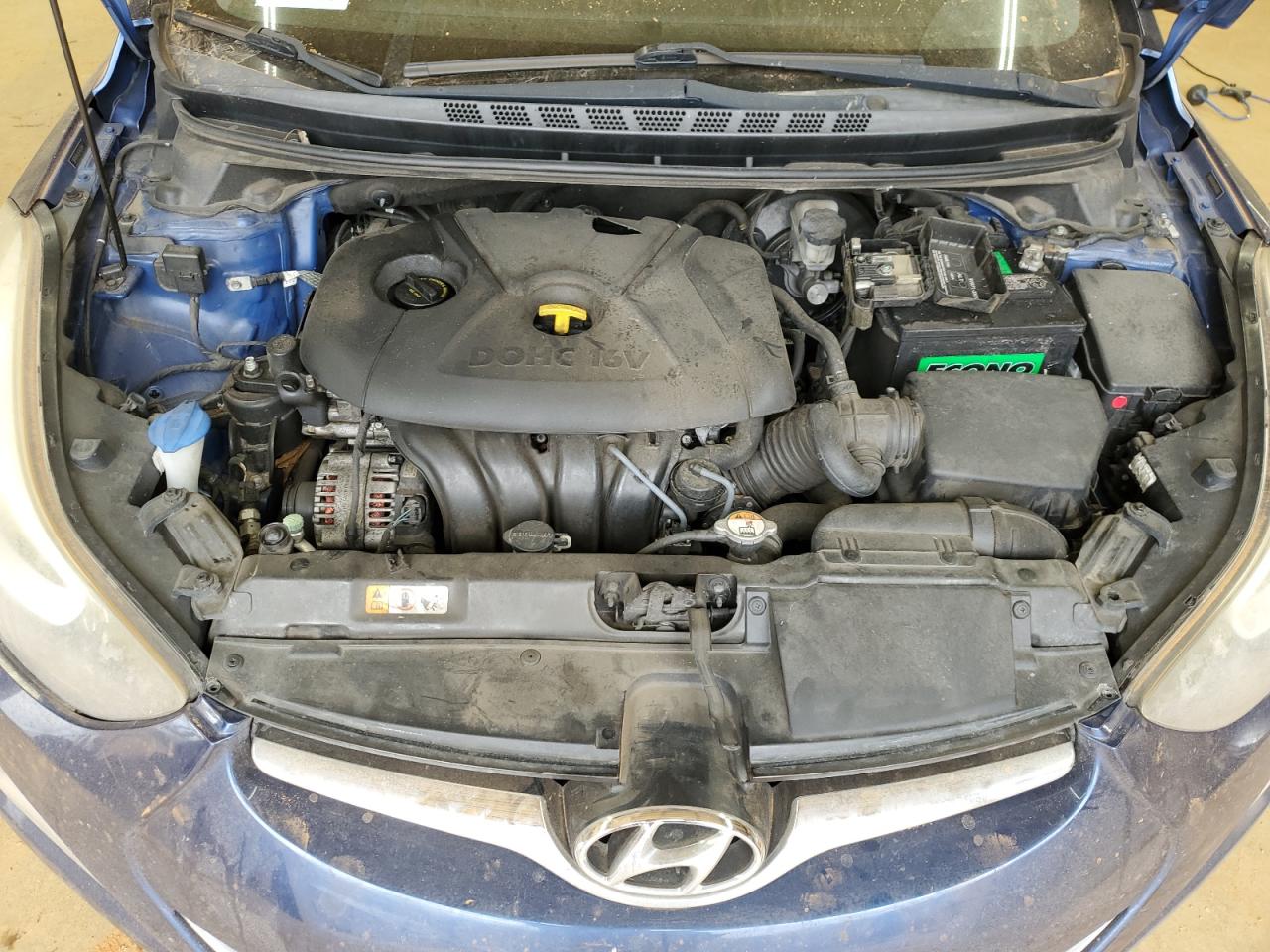 2015 Hyundai Elantra - Image 11