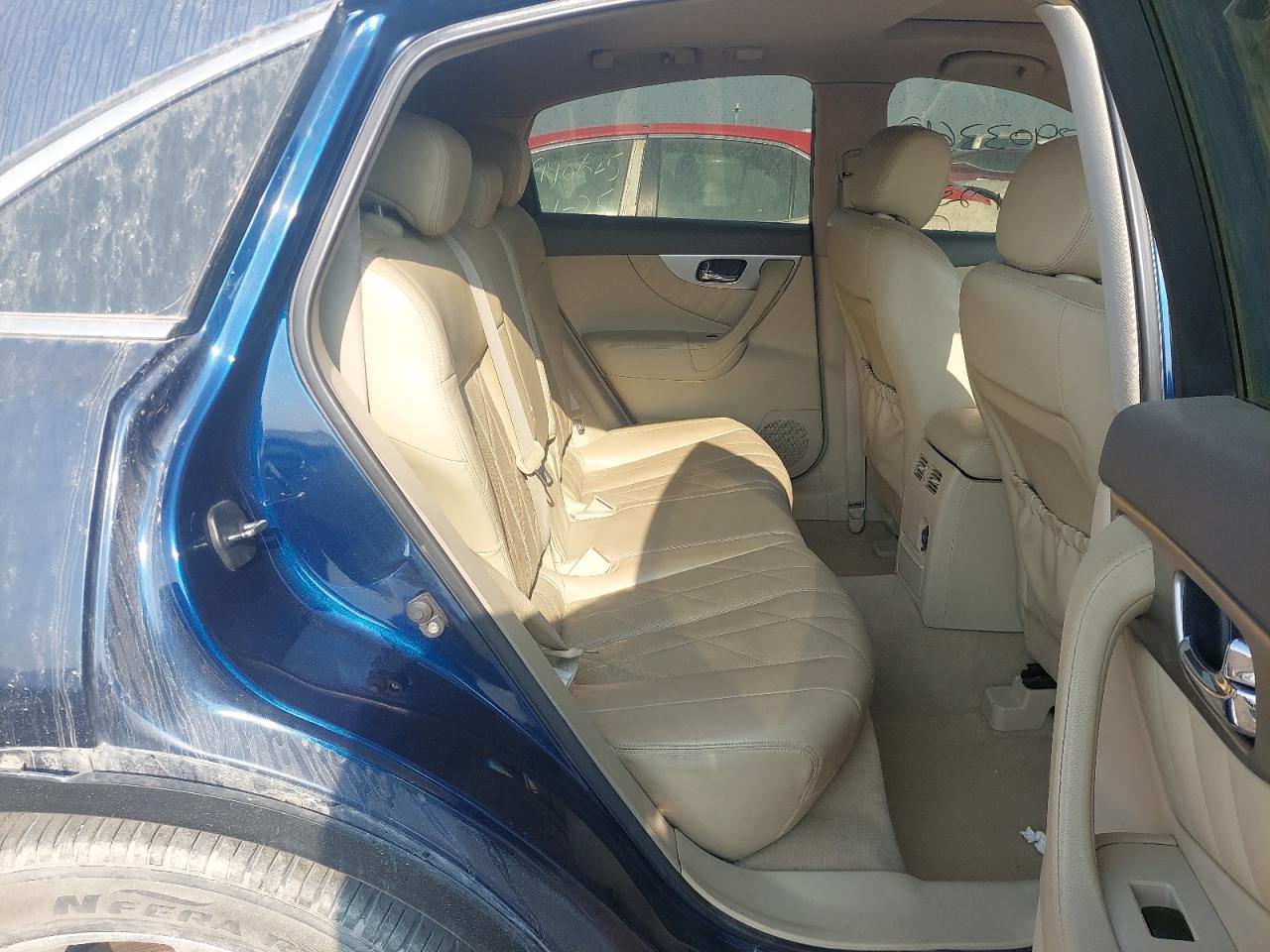 JNRCS1MW0GM661171 - 2016 Infi QX70 - #89033615