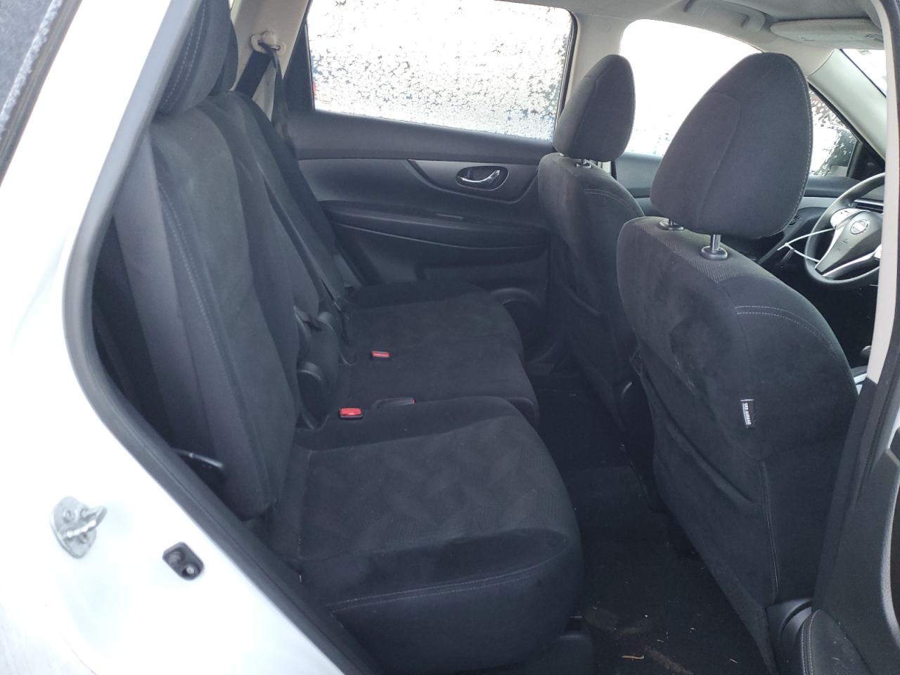 2015 Nissan Rogue - Image 10