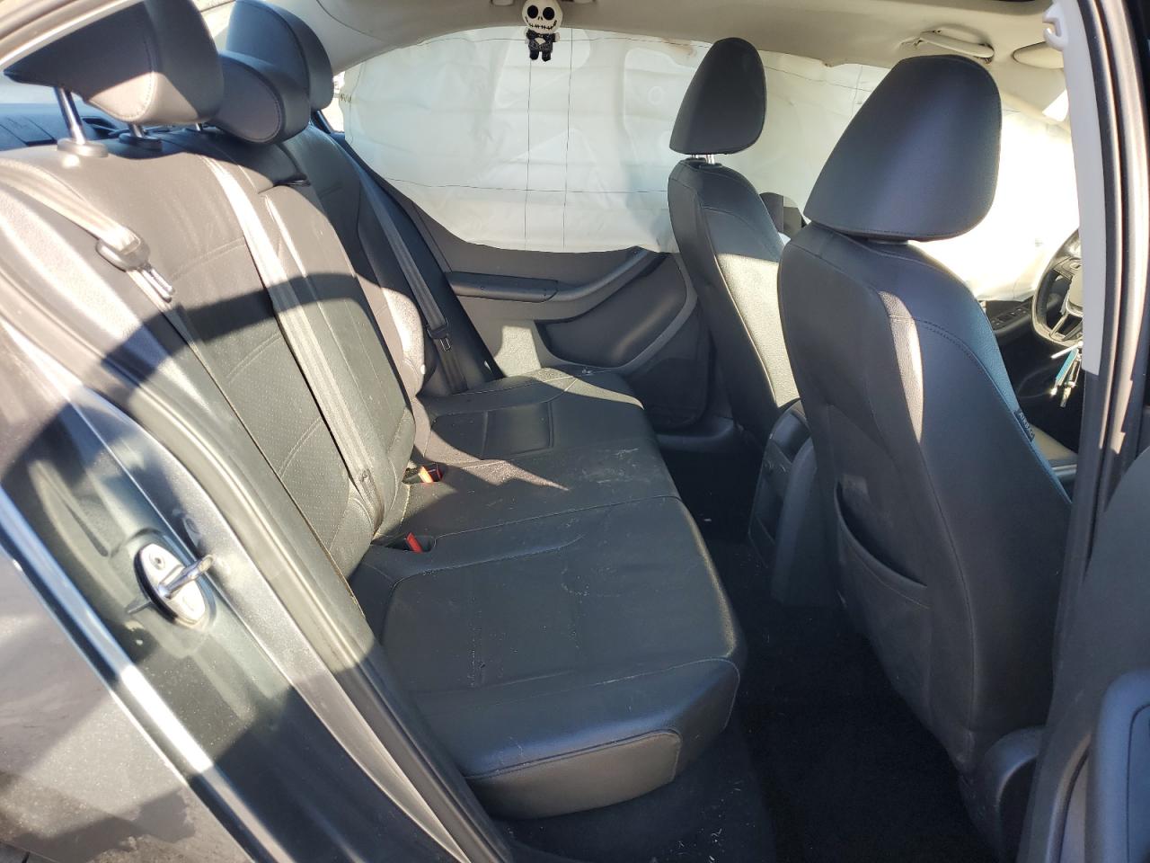 2016 Volkswagen Jetta - Image 10