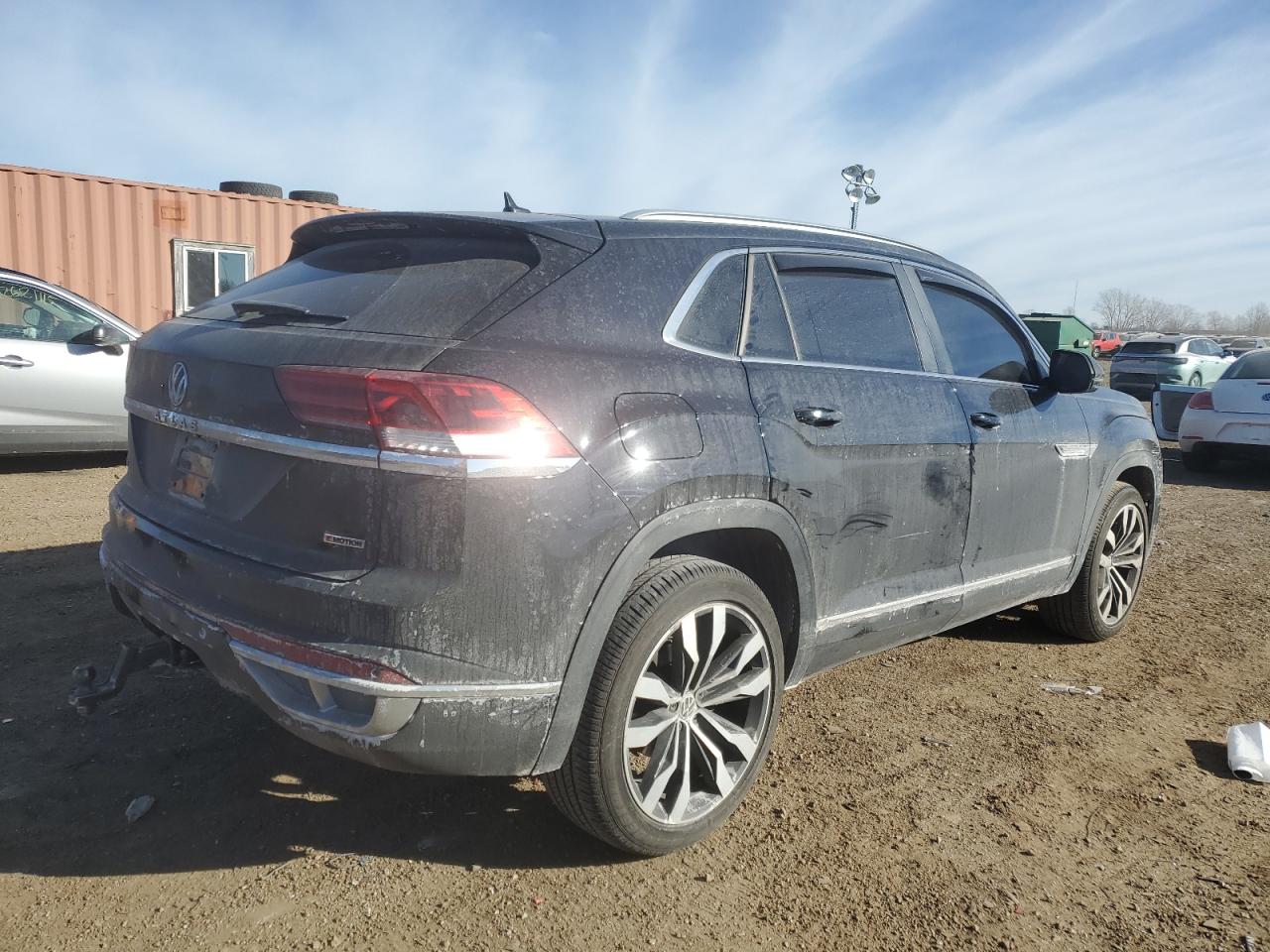 2020 Volkswagen Atlas - Image 3