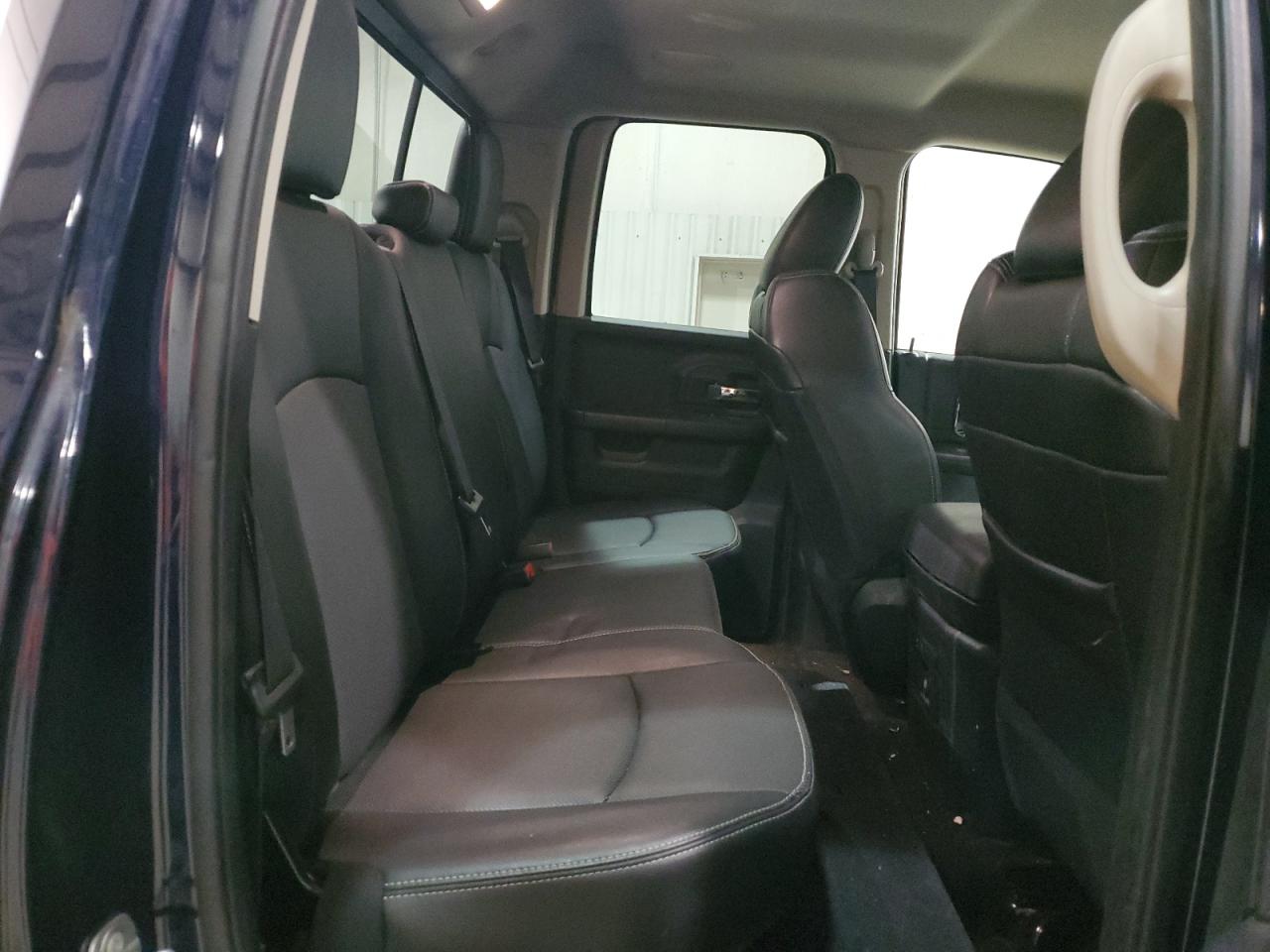 2017 RAM 1500 - Image 10