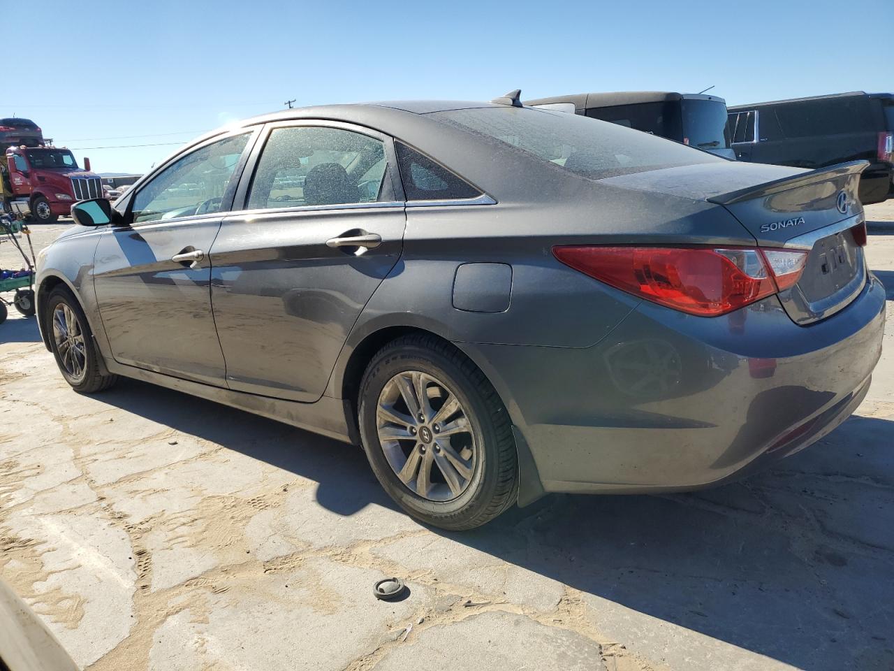 VIN 5NPEB4AC7DH607635 2013 HYUNDAI SONATA no.2