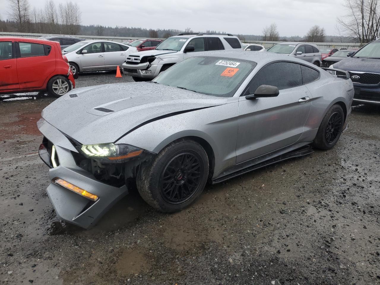 2021 Ford Mustang zu verkaufen in Arlington, WA - Front End