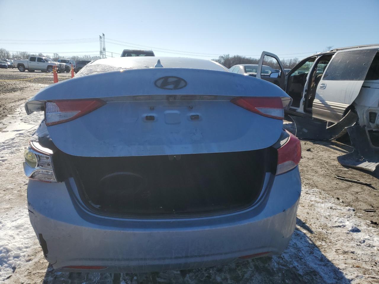 2012 Hyundai Elantra - Image 6