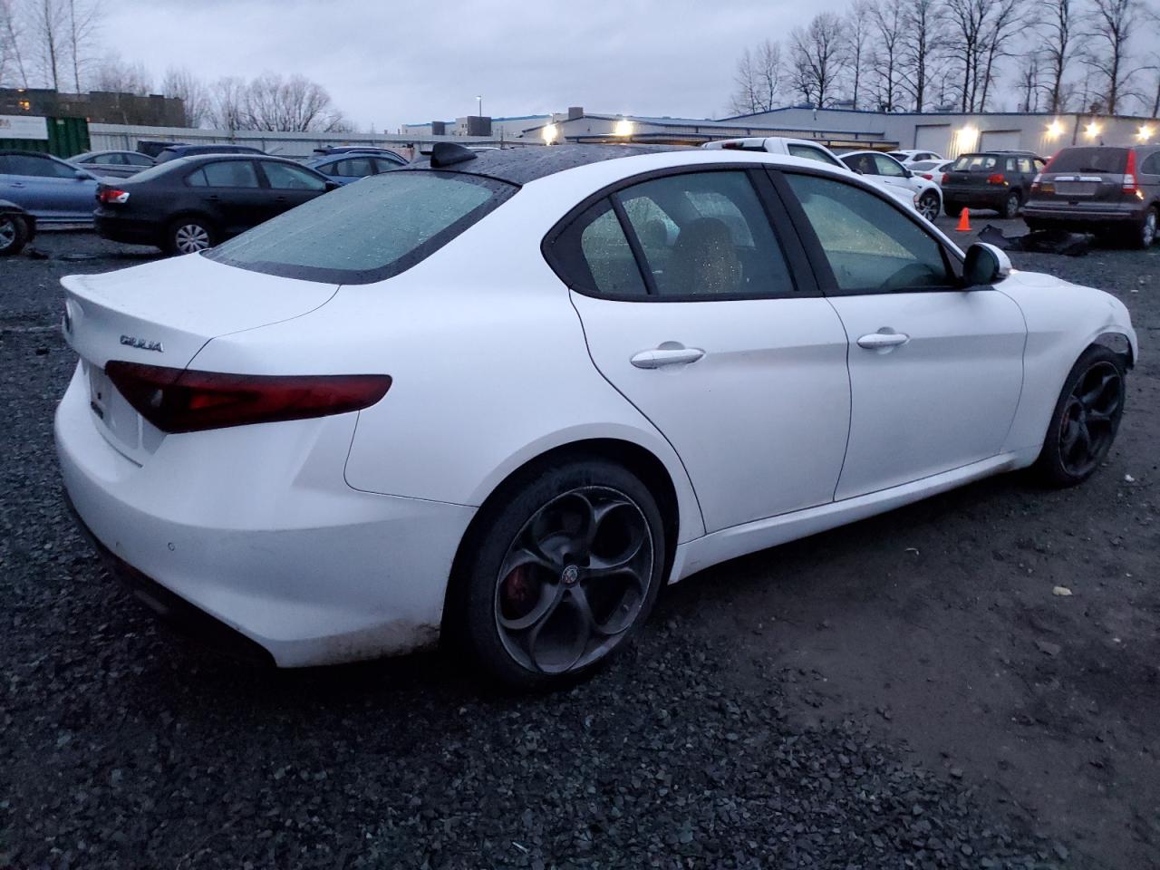 2018 Alfa Romeo Giulia - Image 3