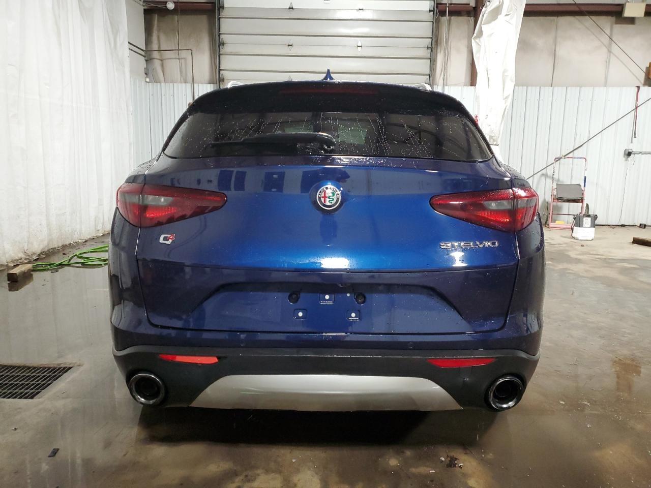 2018 Alfa Romeo Stelvio - Image 6