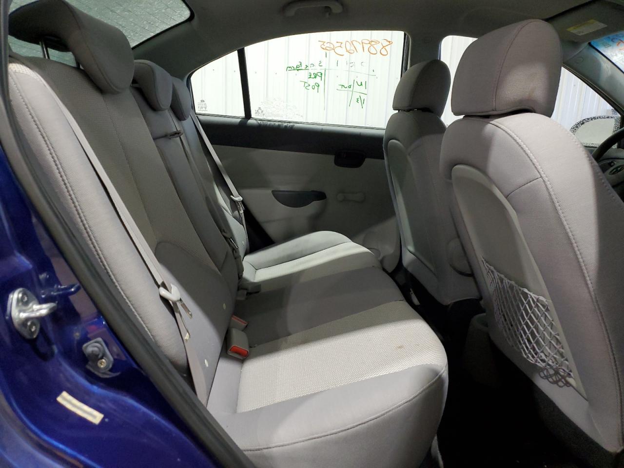 2009 Hyundai Accent - Image 10