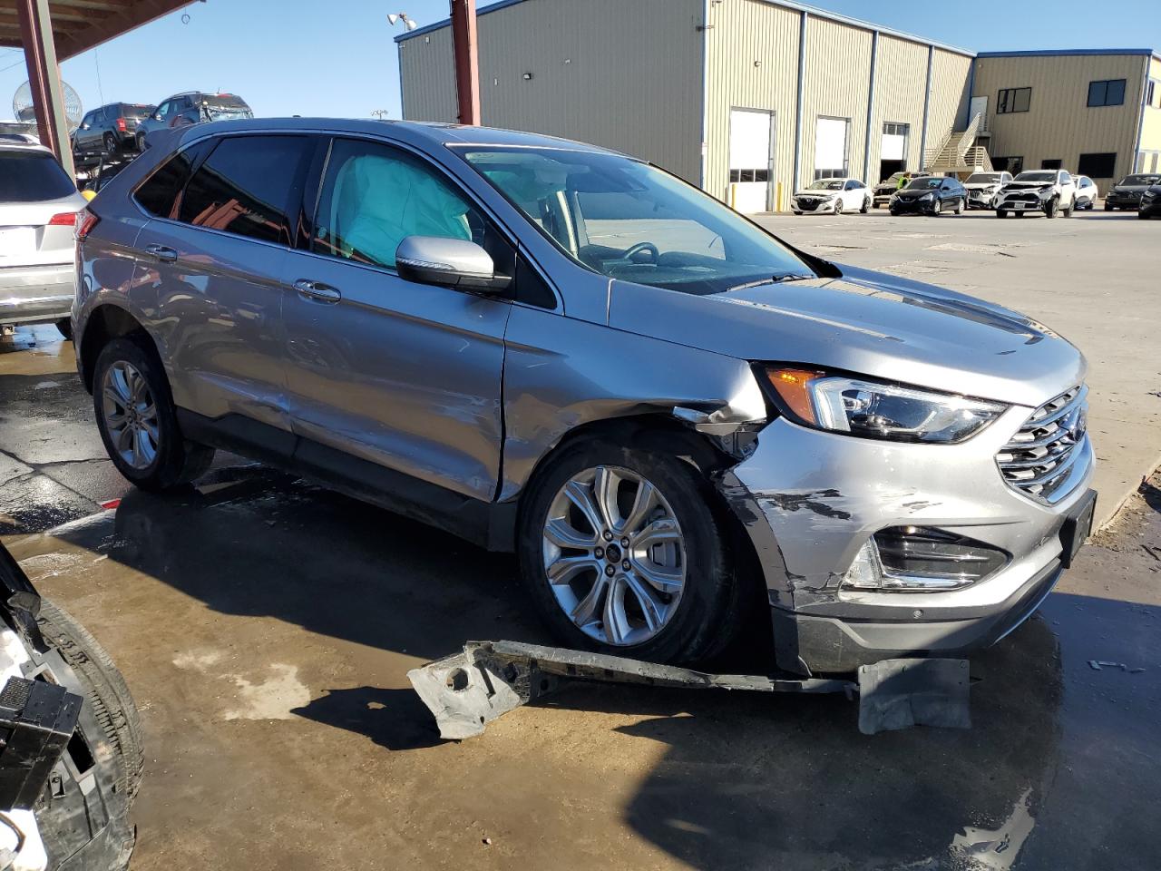 2023 Ford Edge - Image 4