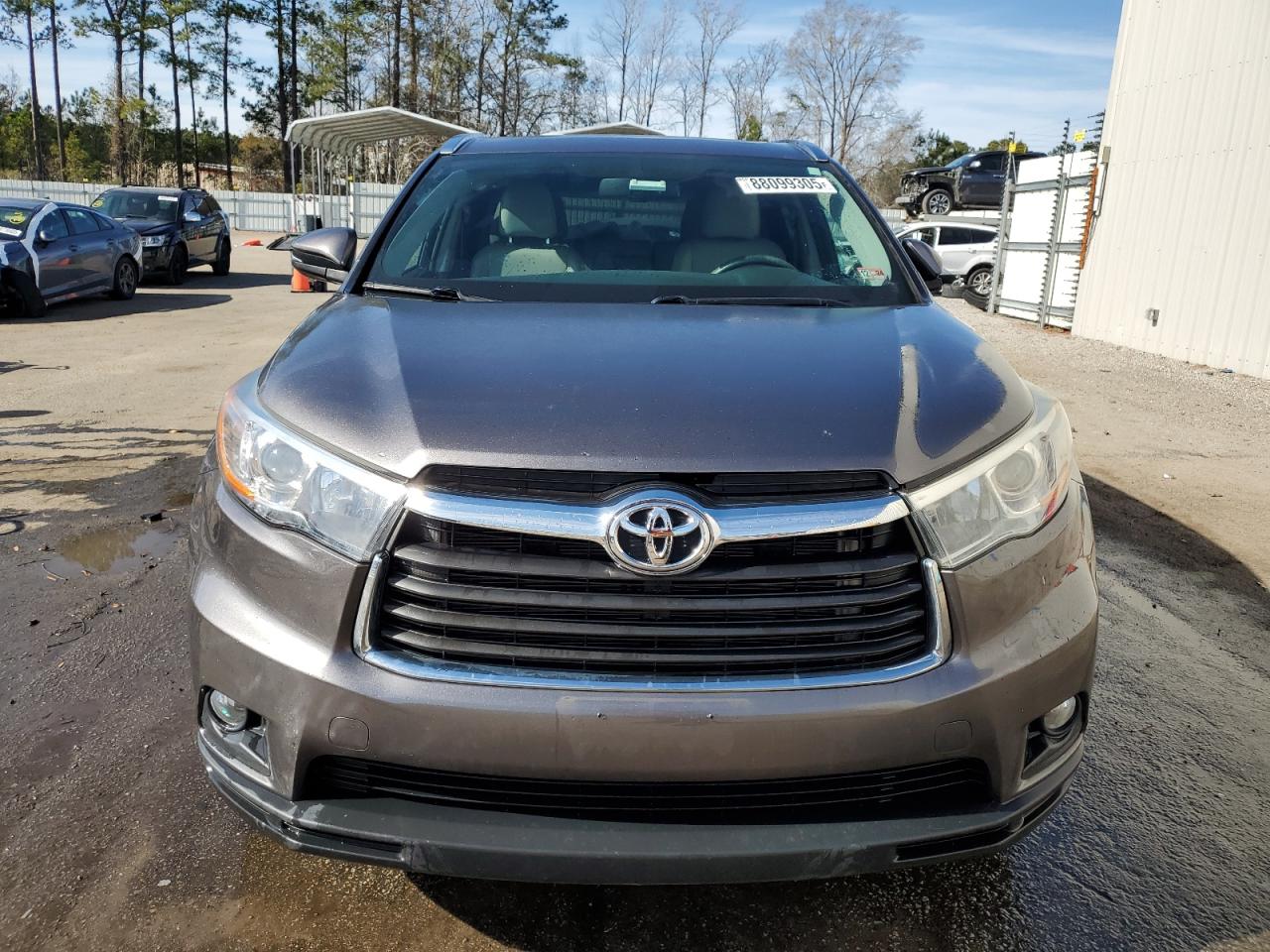 2016 Toyota Highlander - Image 5