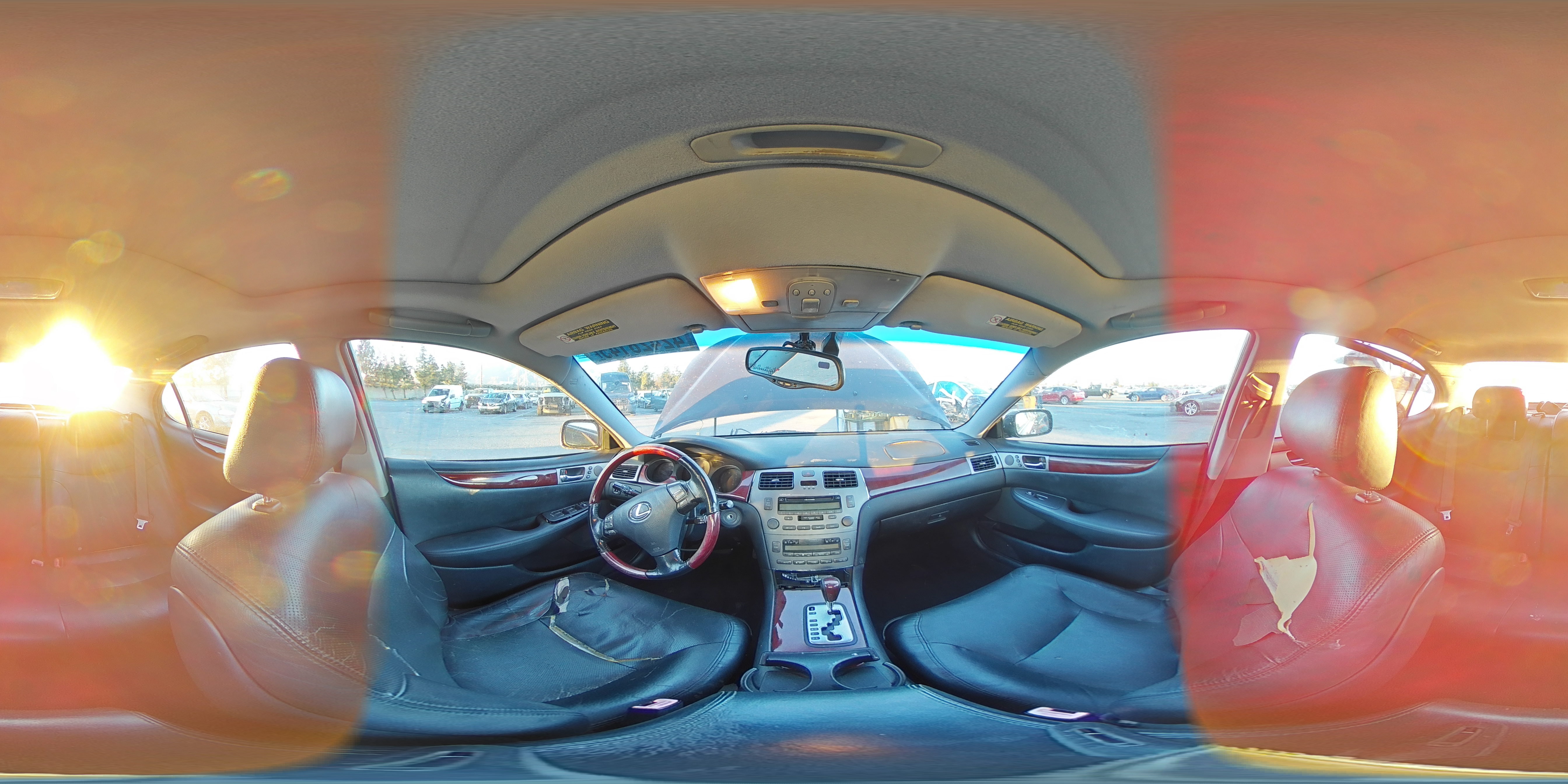 2005 Lexus ES - Image 12