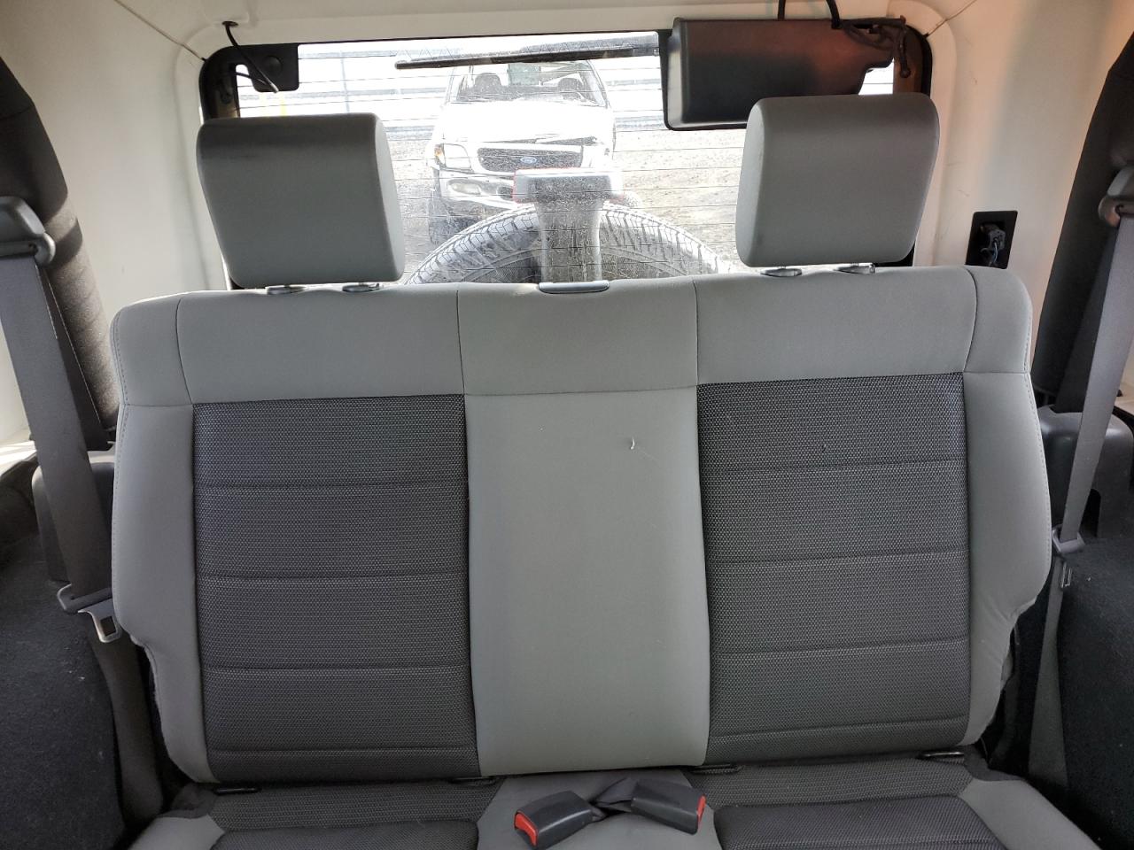 2010 Jeep Wrangler - Image 10