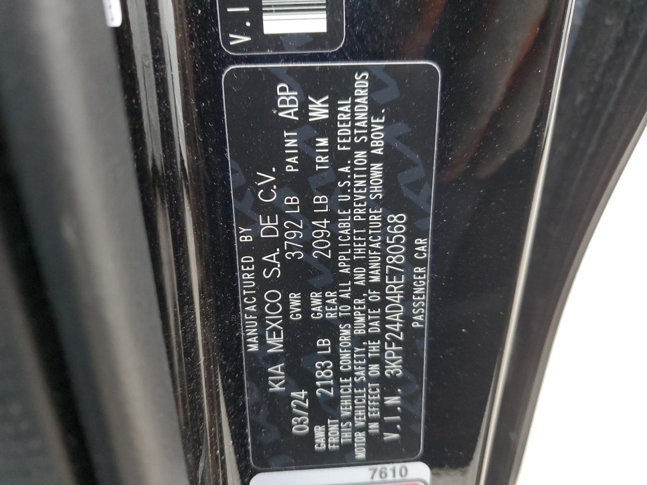 2024 Kia Forte - Image 13
