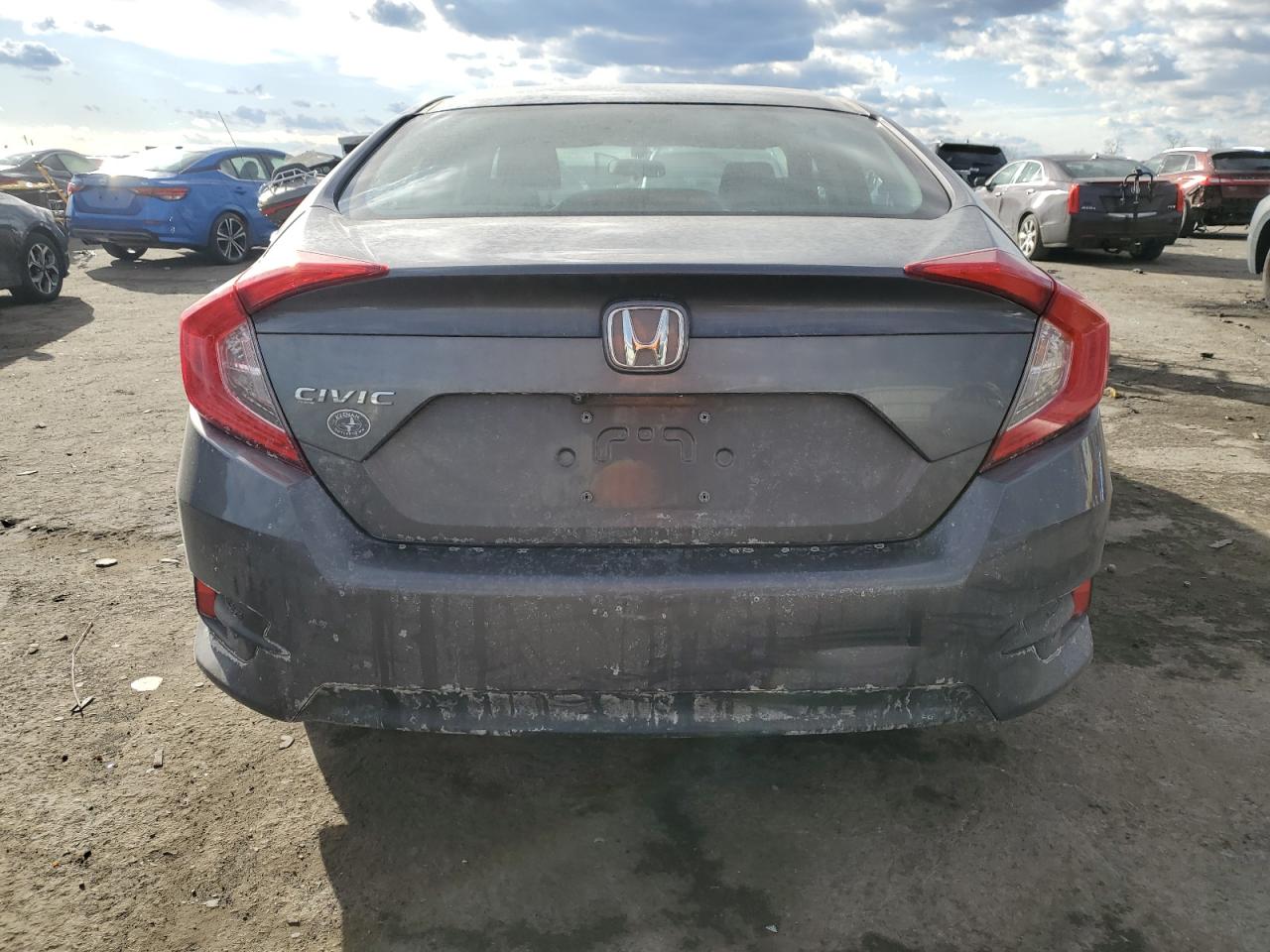2017 Honda Civic - Image 6