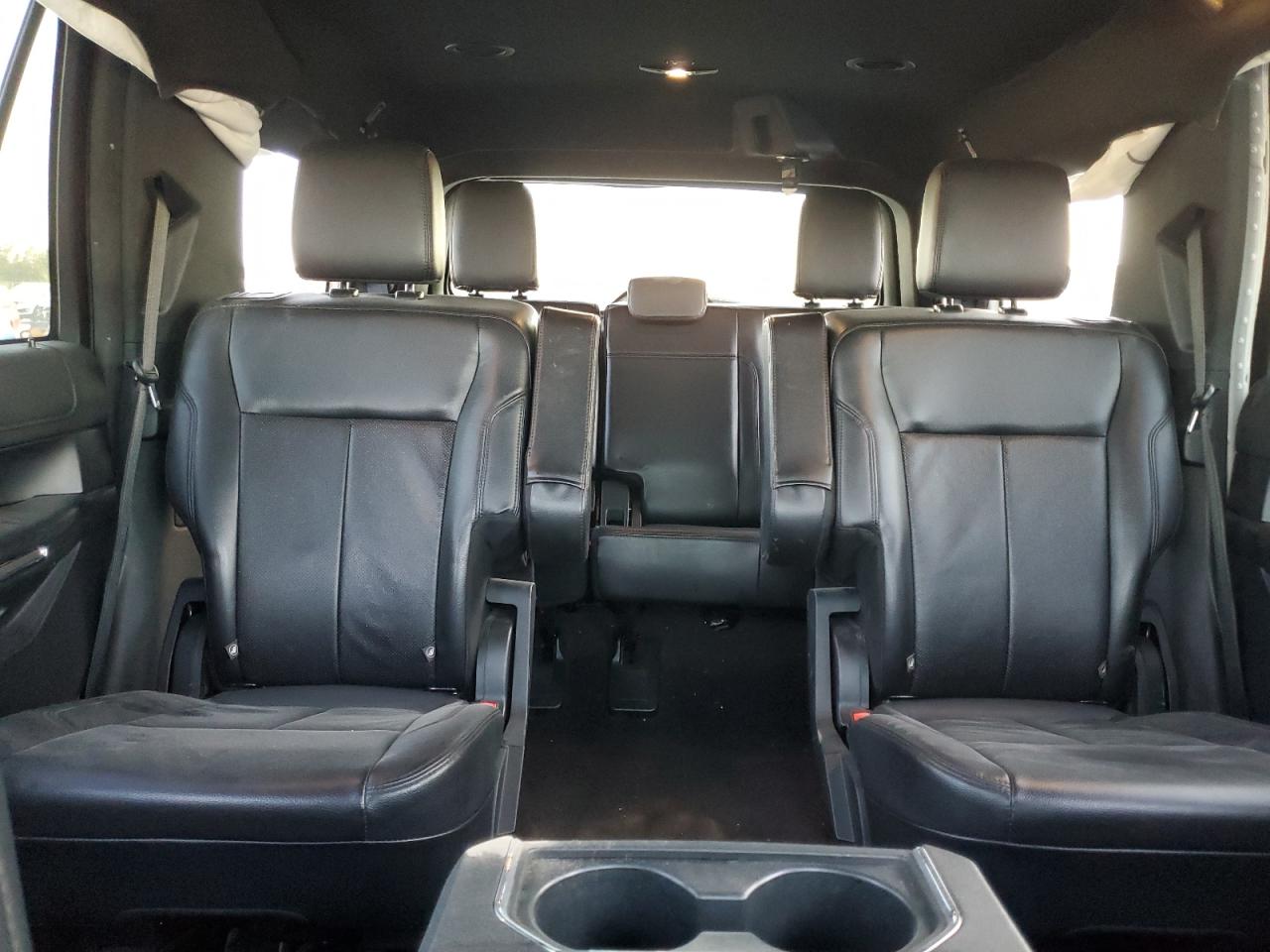 2020 Ford Expedition - Image 10