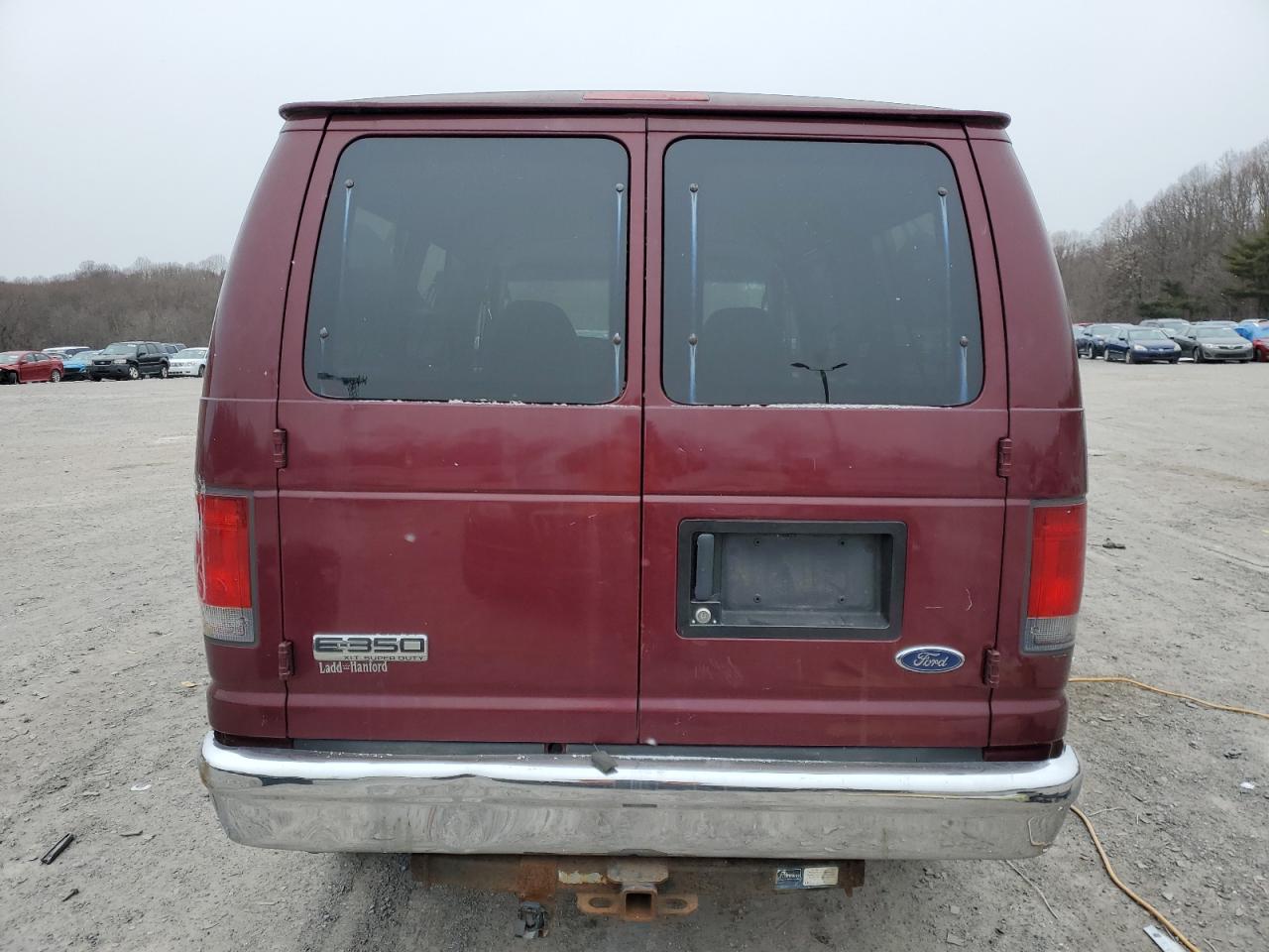 2006 Ford Econoline - Image 6
