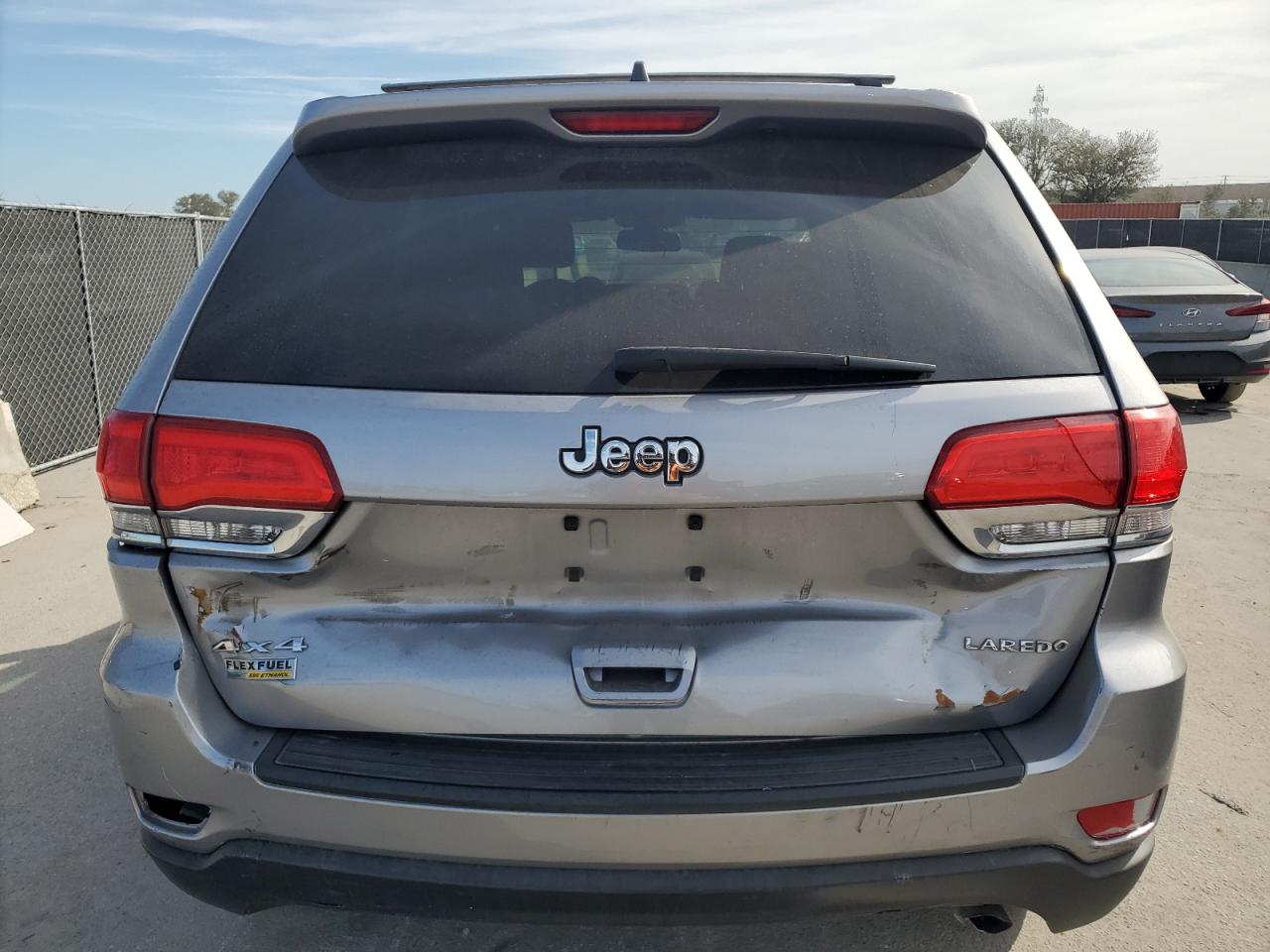 2015 Jeep Grand Cherokee - Image 6