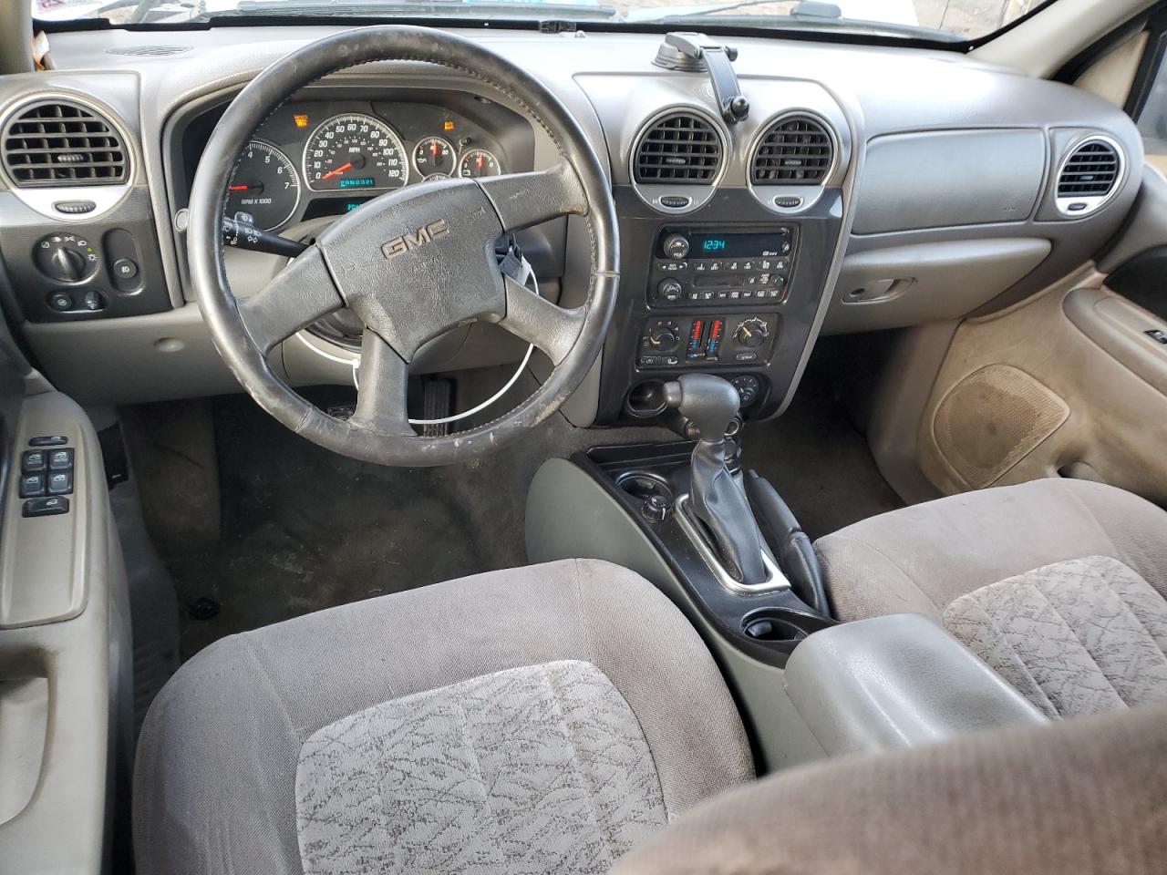 2003 GMC Envoy - Image 8