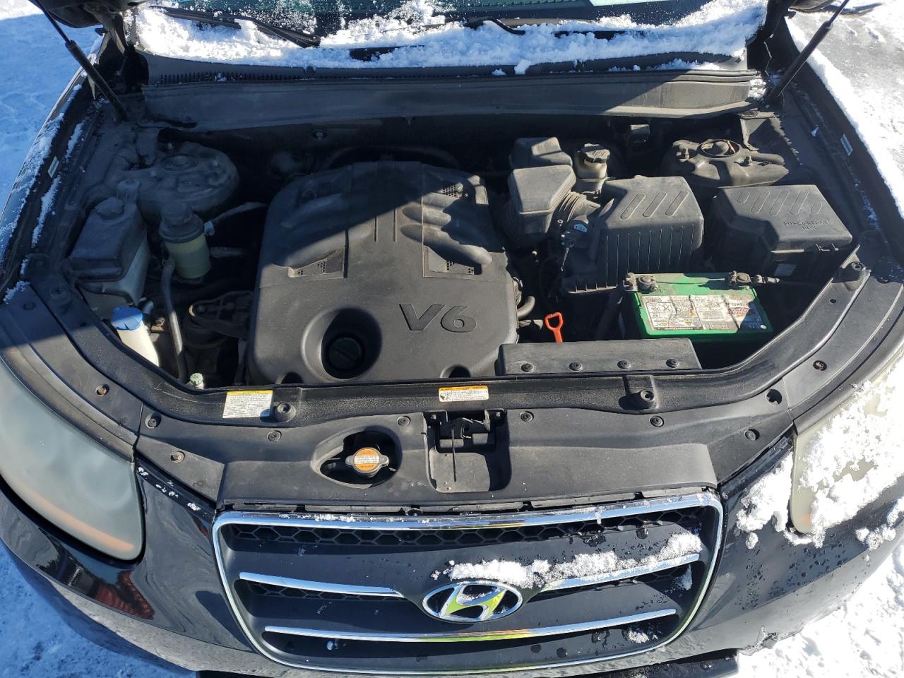 2009 Hyundai Santa Fe - Image 12