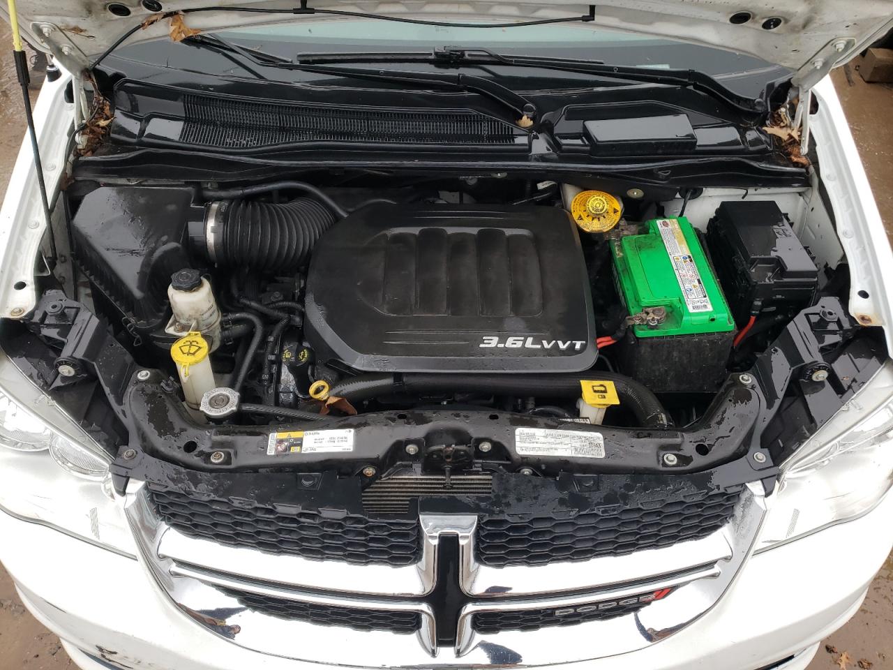 2016 Dodge Caravan - Image 12