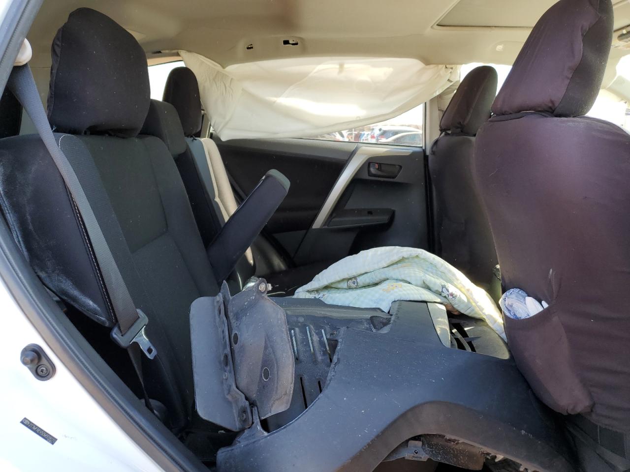 2013 Toyota RAV 4 - Image 11