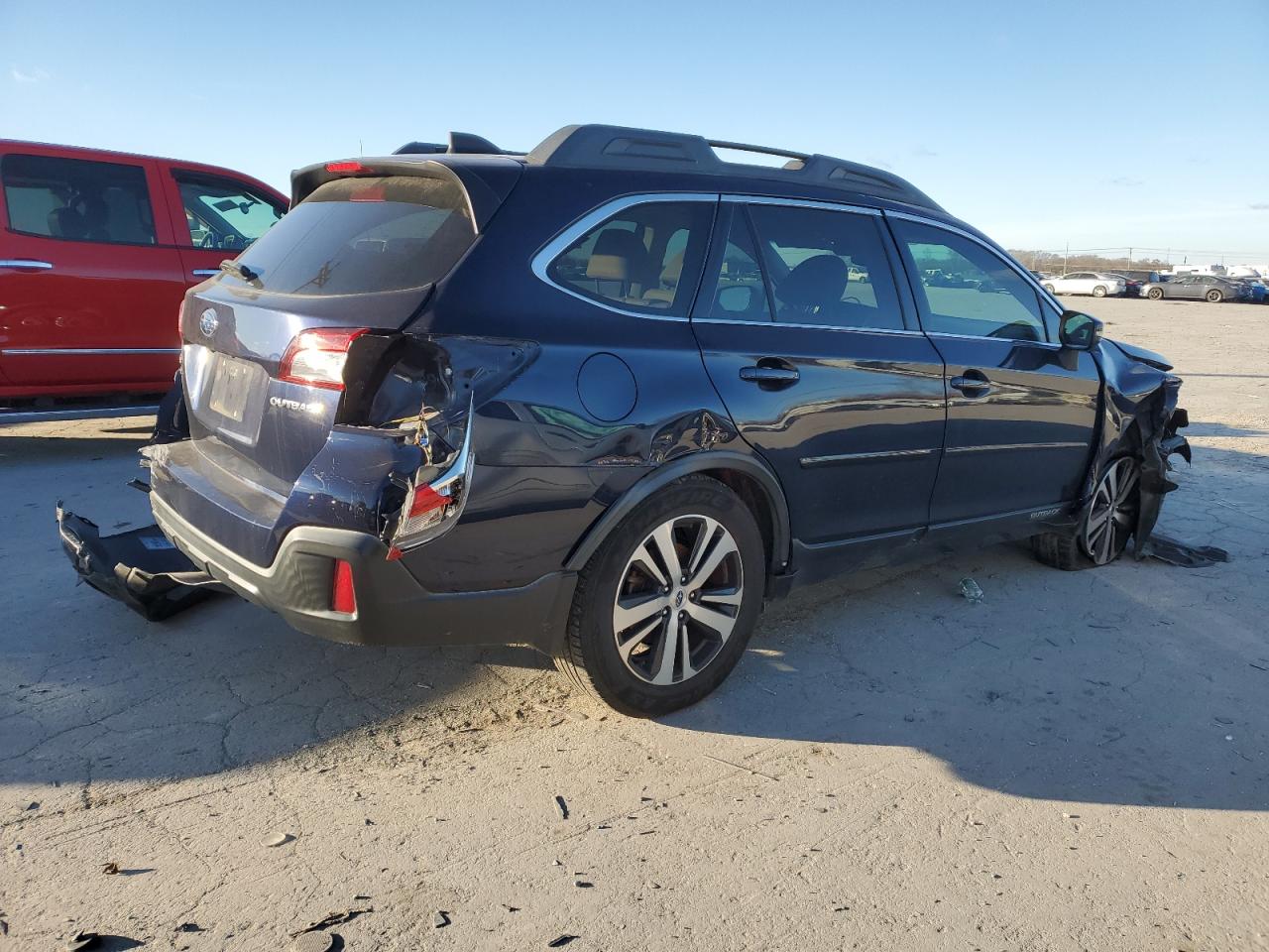 VIN 4S4BSAKC6J3250791 2018 SUBARU OUTBACK no.3