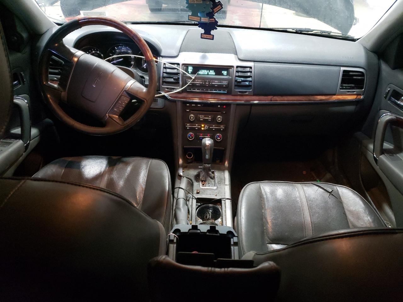2010 Lincoln MKZ - Image 8