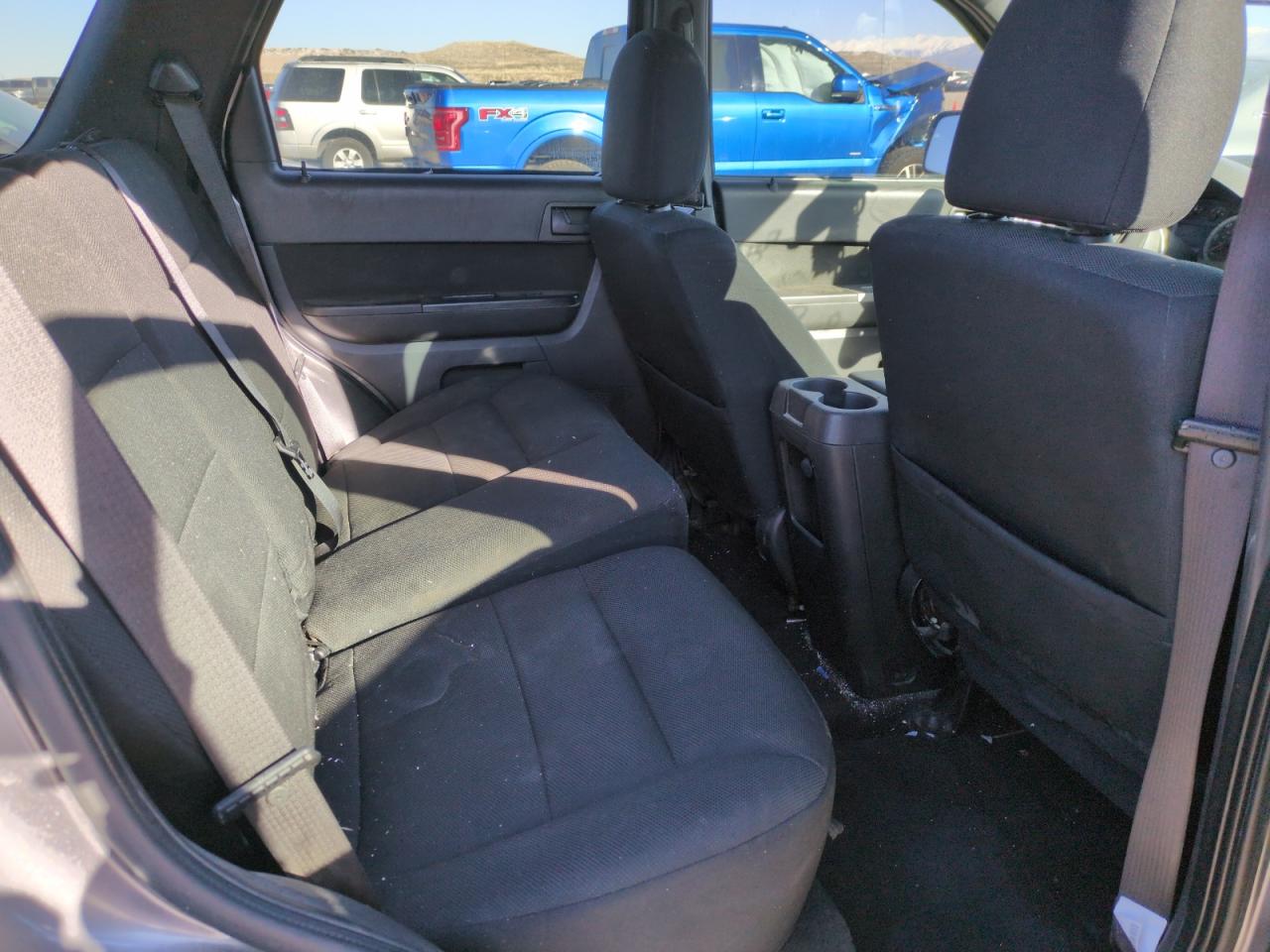 2009 Ford Escape - Image 10