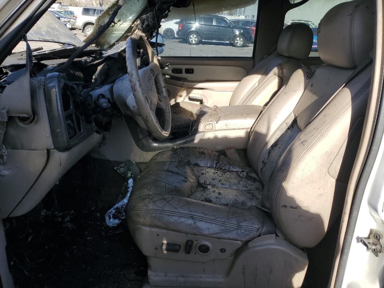 2003 GMC Yukon - Image 7