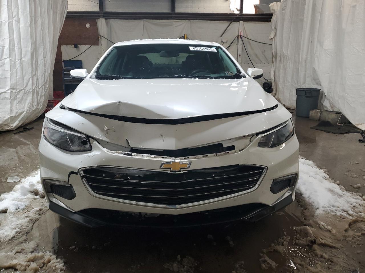 2017 Chevrolet Malibu - Image 5