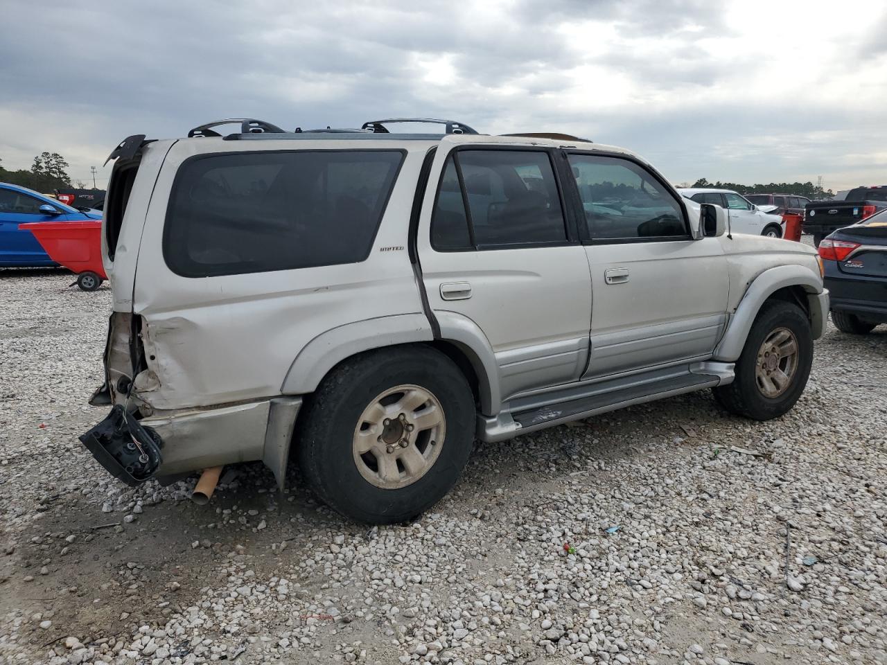 1998 Toyota 4Runner - Image 3