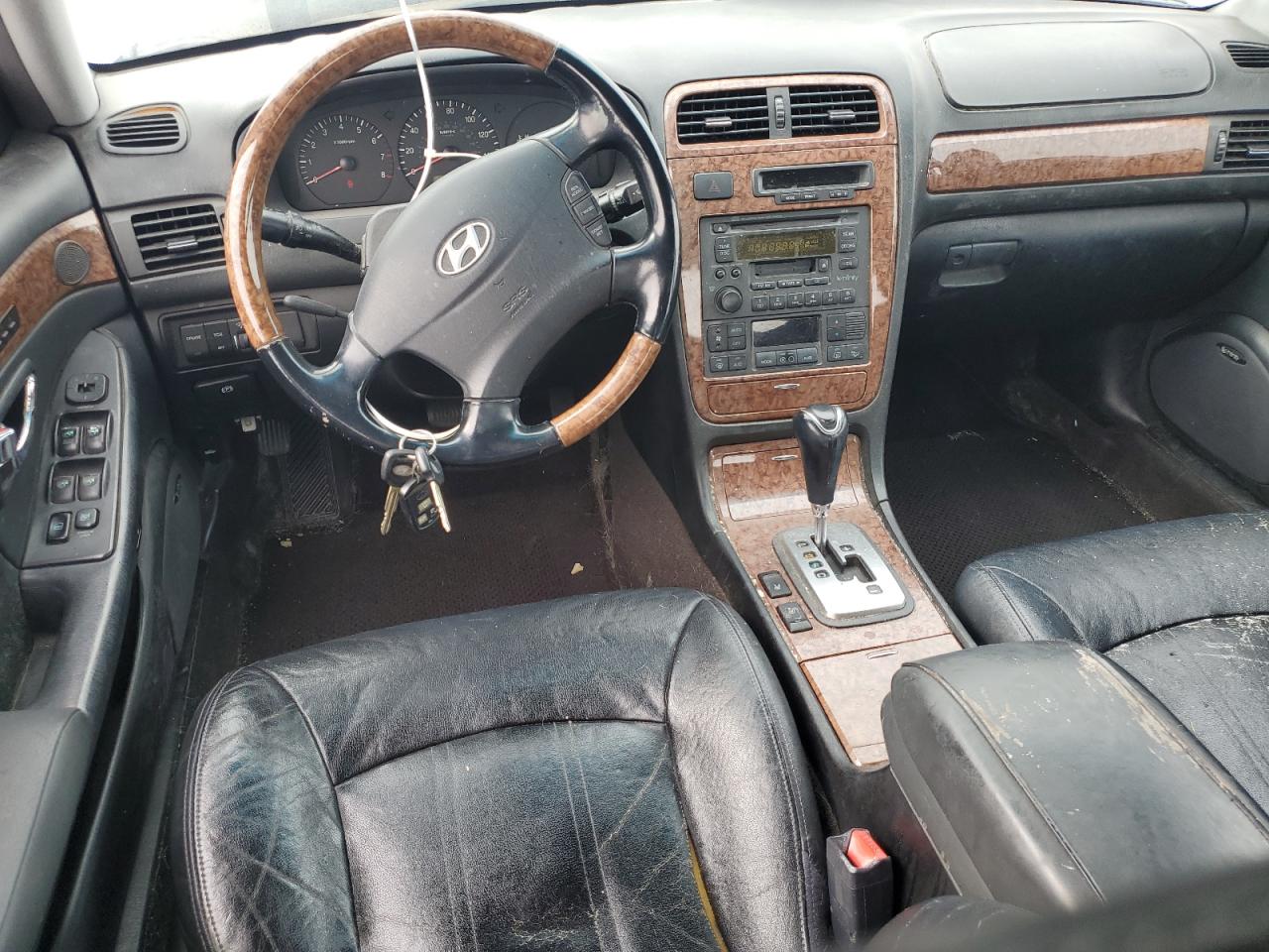 2004 Hyundai Xg 350 VIN: KMHFU45E64A360587 Lot: 43039875