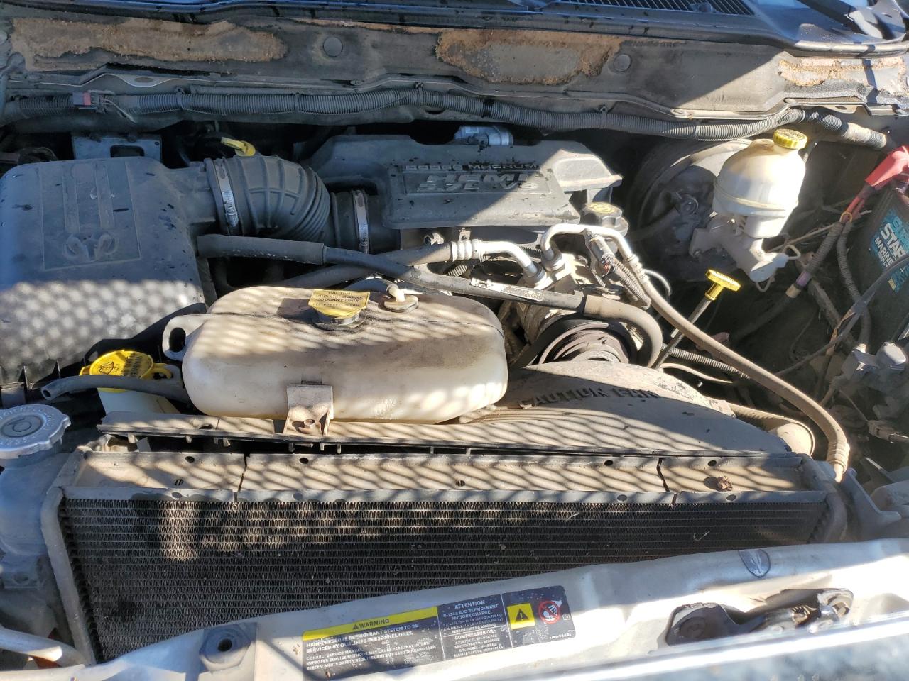 2004 Dodge RAM - Image 11