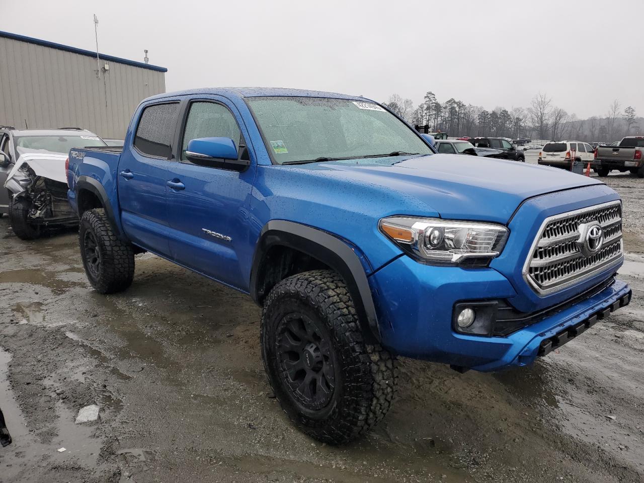 2017 Toyota Tacoma - Image 4