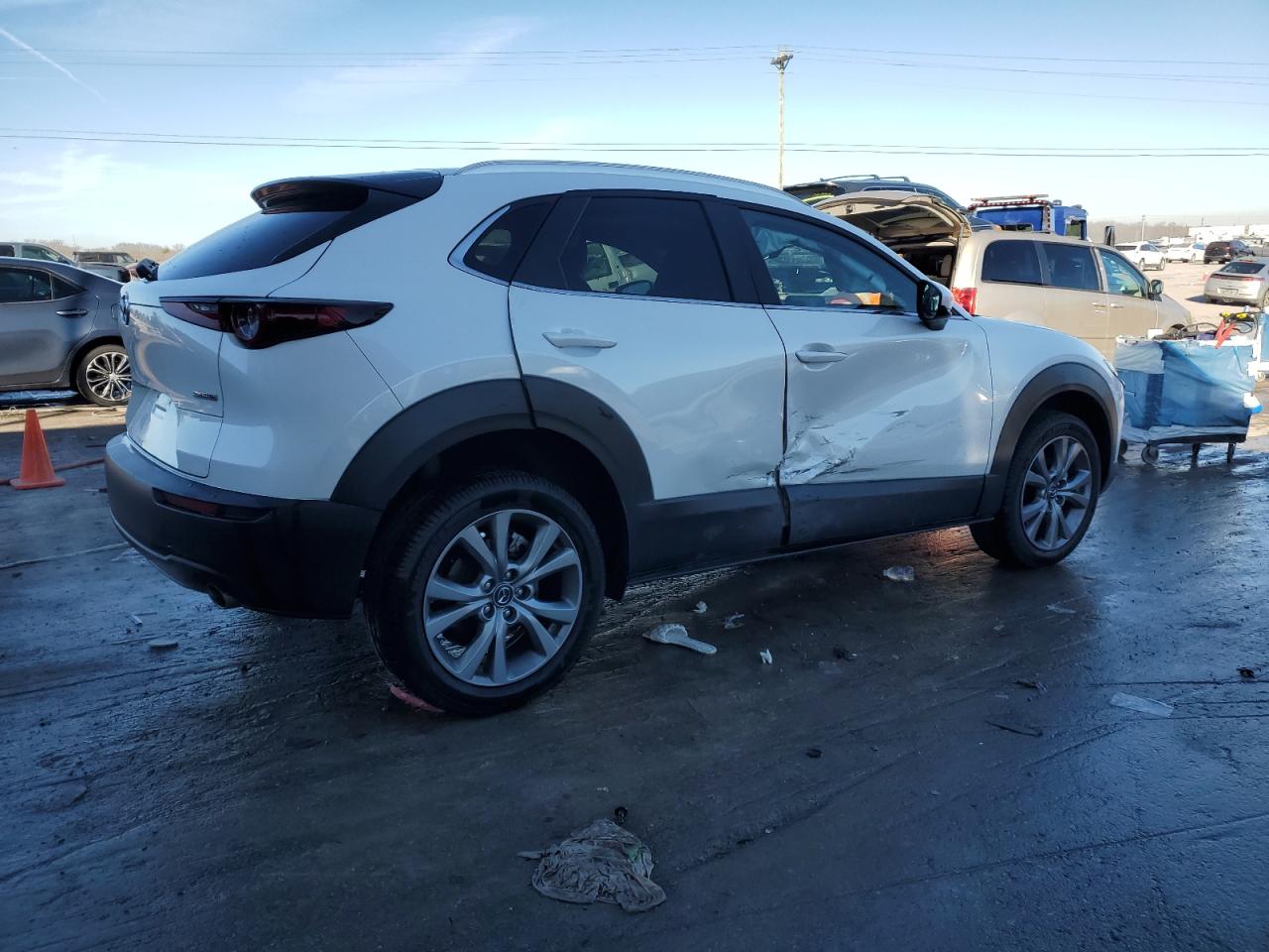 2022 Mazda CX-30 - Image 3