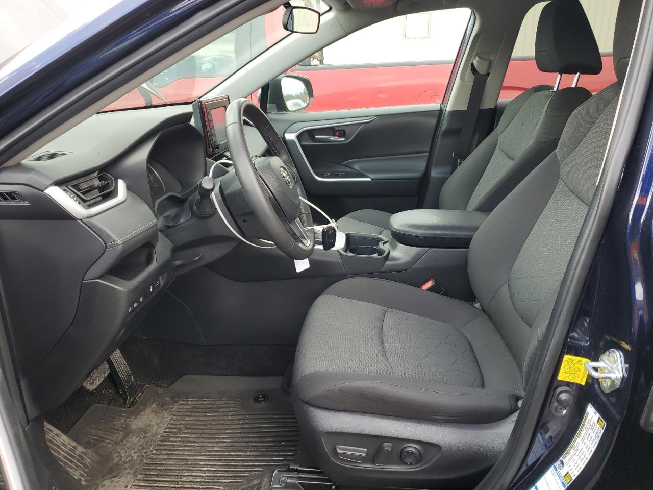 2021 Toyota RAV 4 - Image 7