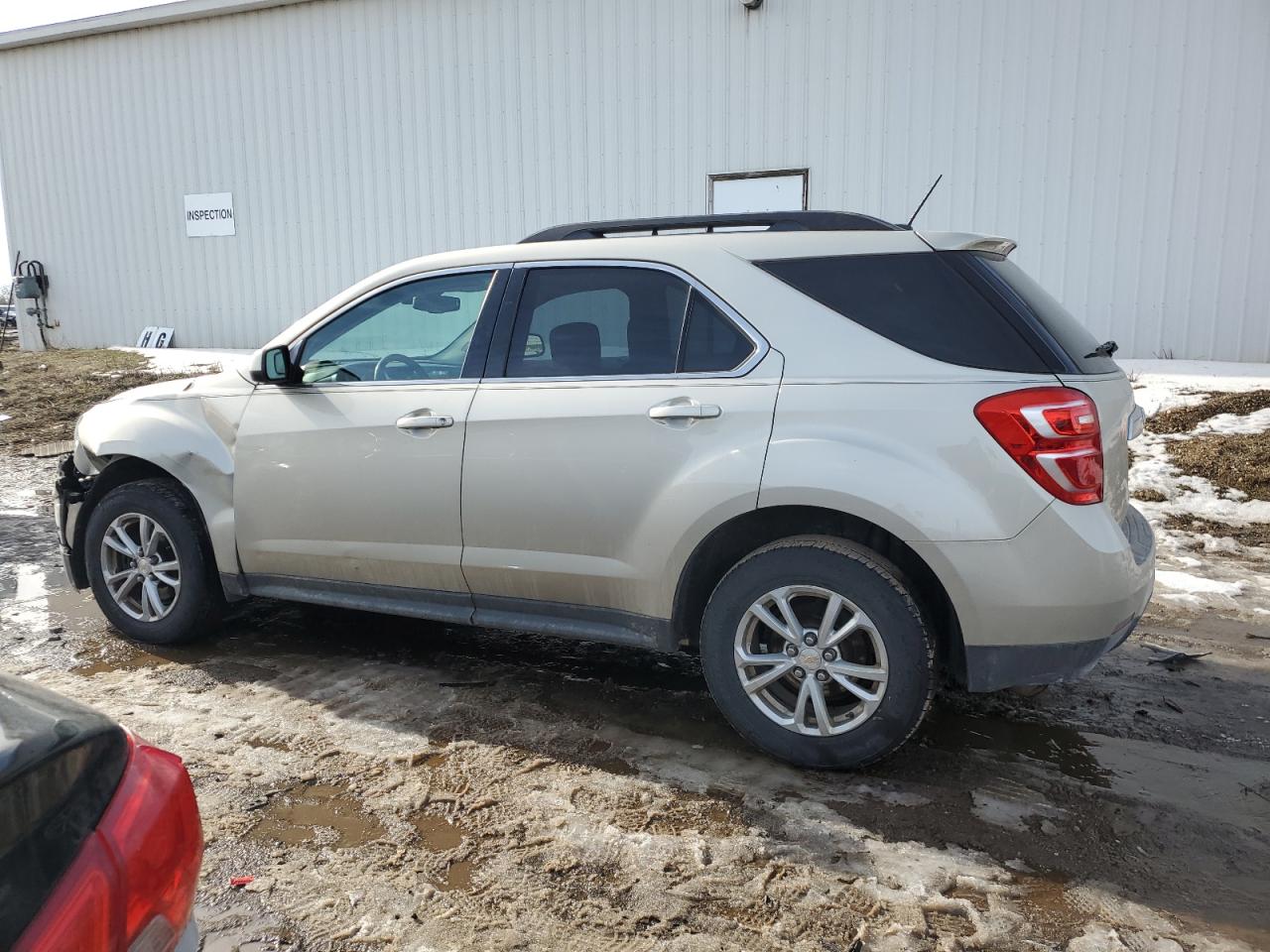 2016 Chevrolet Equinox - Image 2